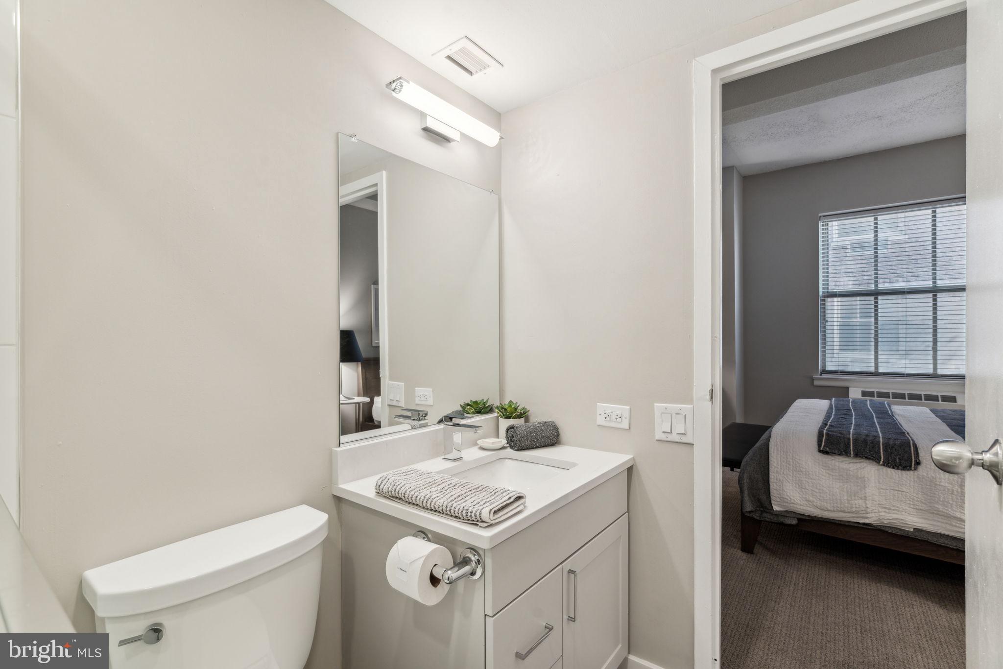 WASHINGTON SQ - Residential Lease