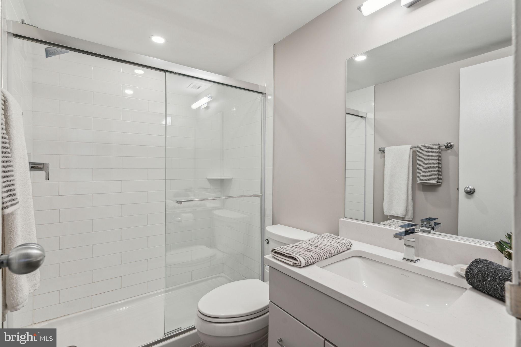 WASHINGTON SQ - Residential Lease