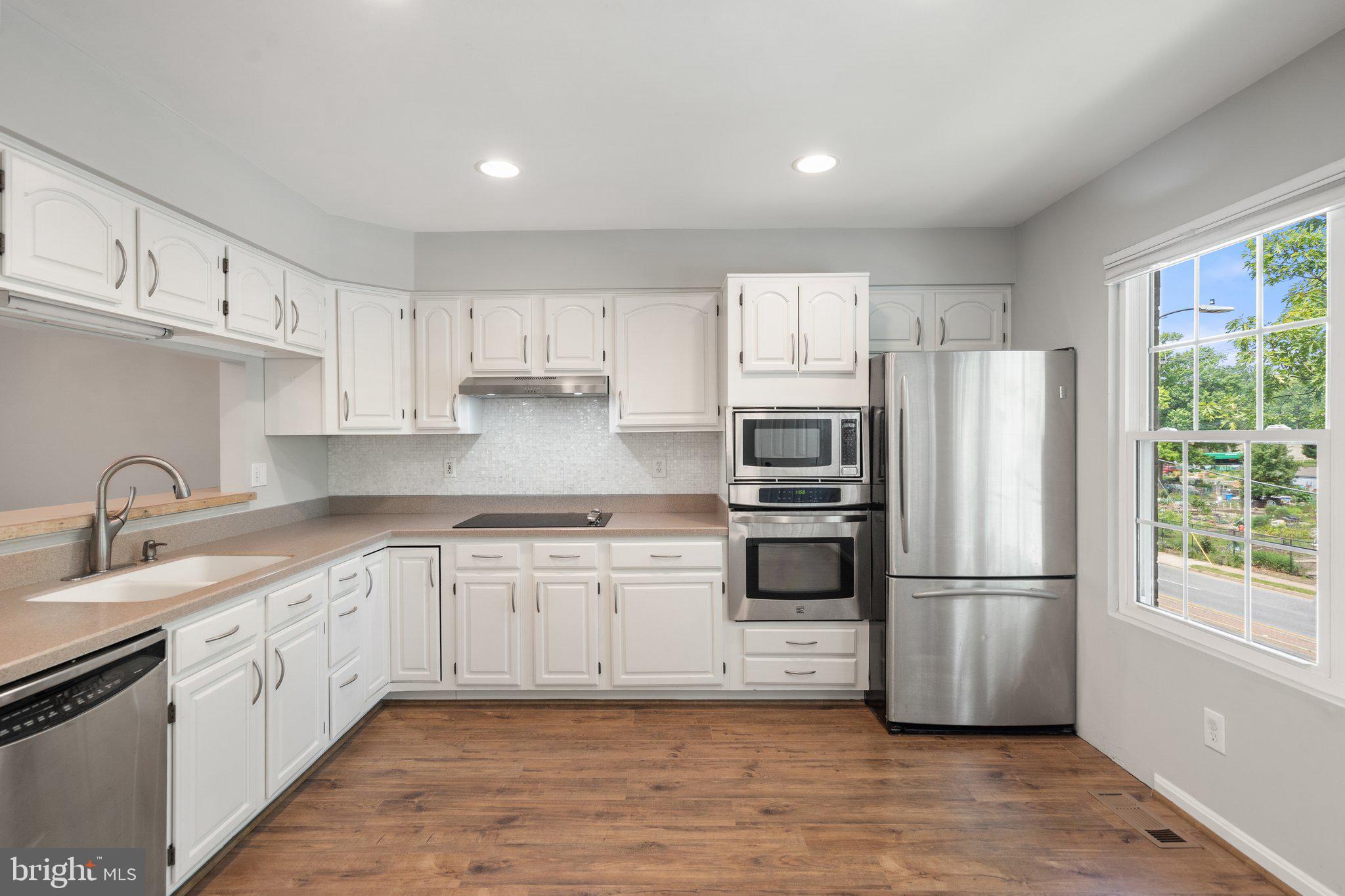 3070 S GLEBE ROAD S 3070