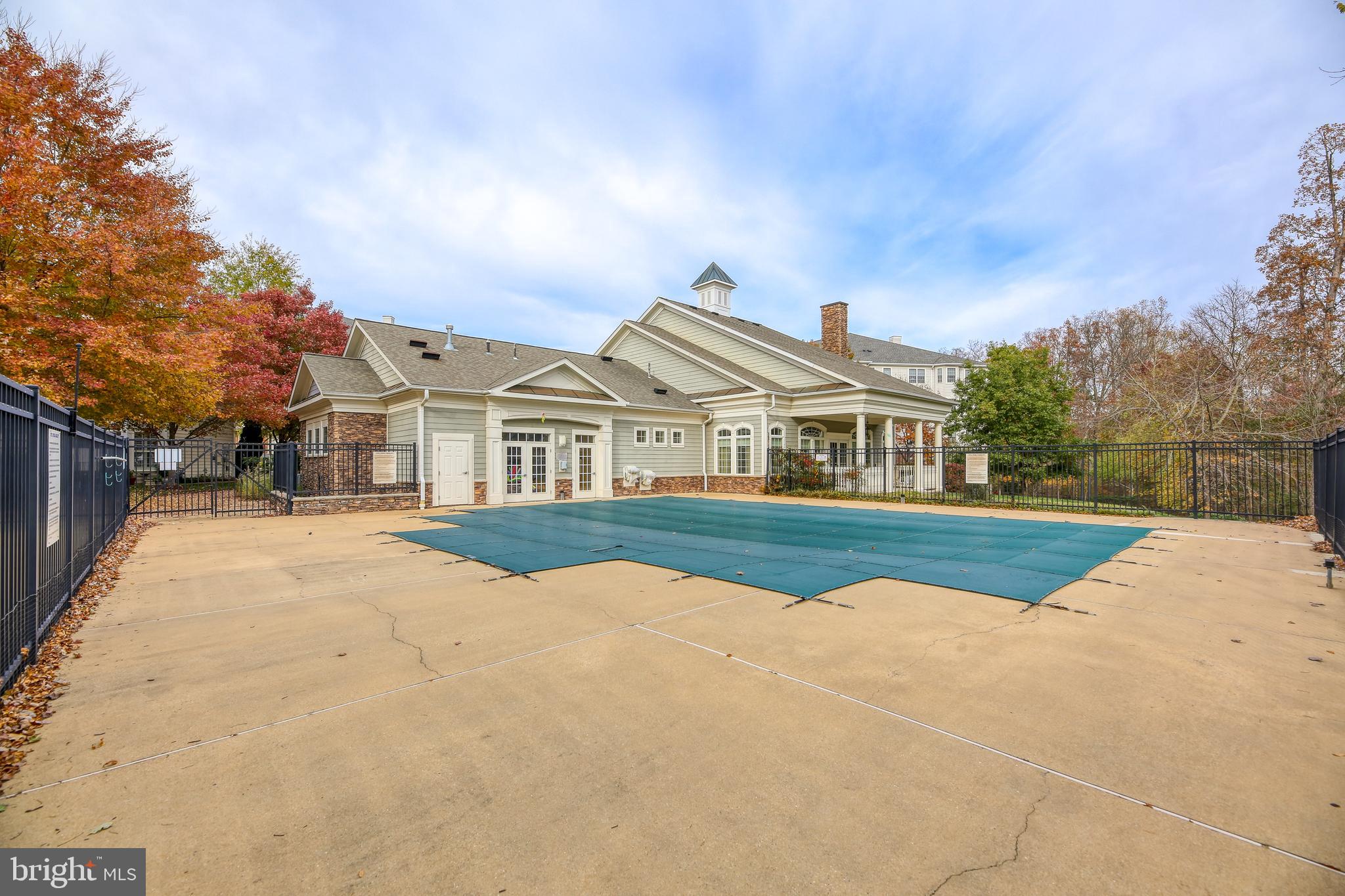 CENTRAL PARKE AT LOWES ISLAND - Residential