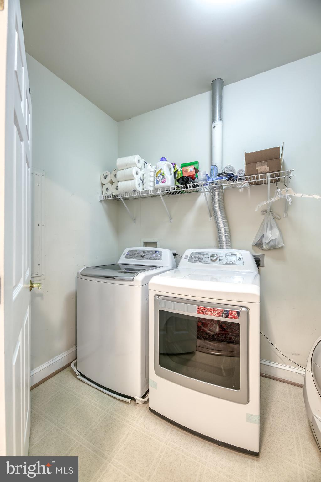 CENTRAL PARKE AT LOWES ISLAND - Residential