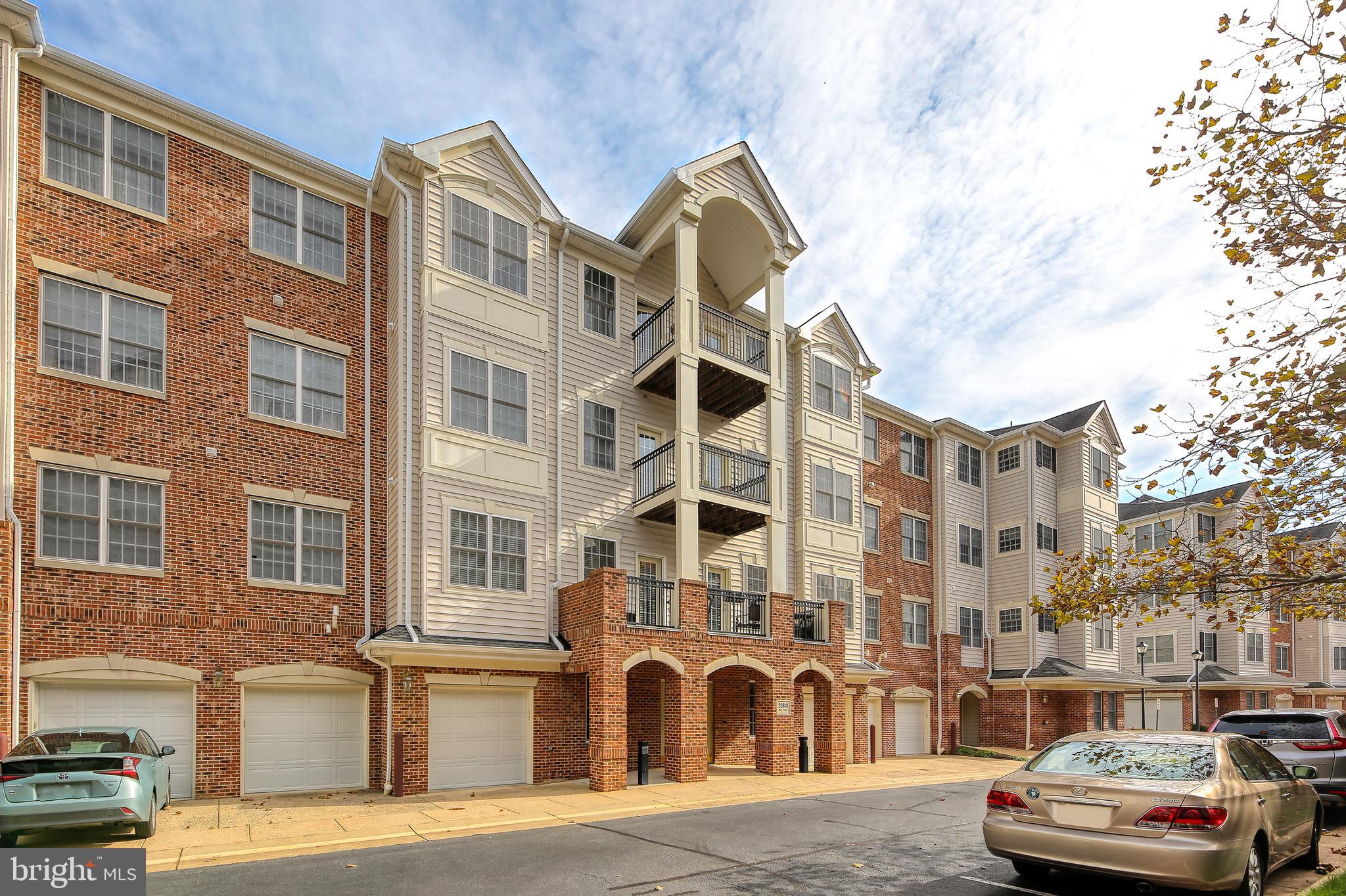 CENTRAL PARKE AT LOWES ISLAND - Residential