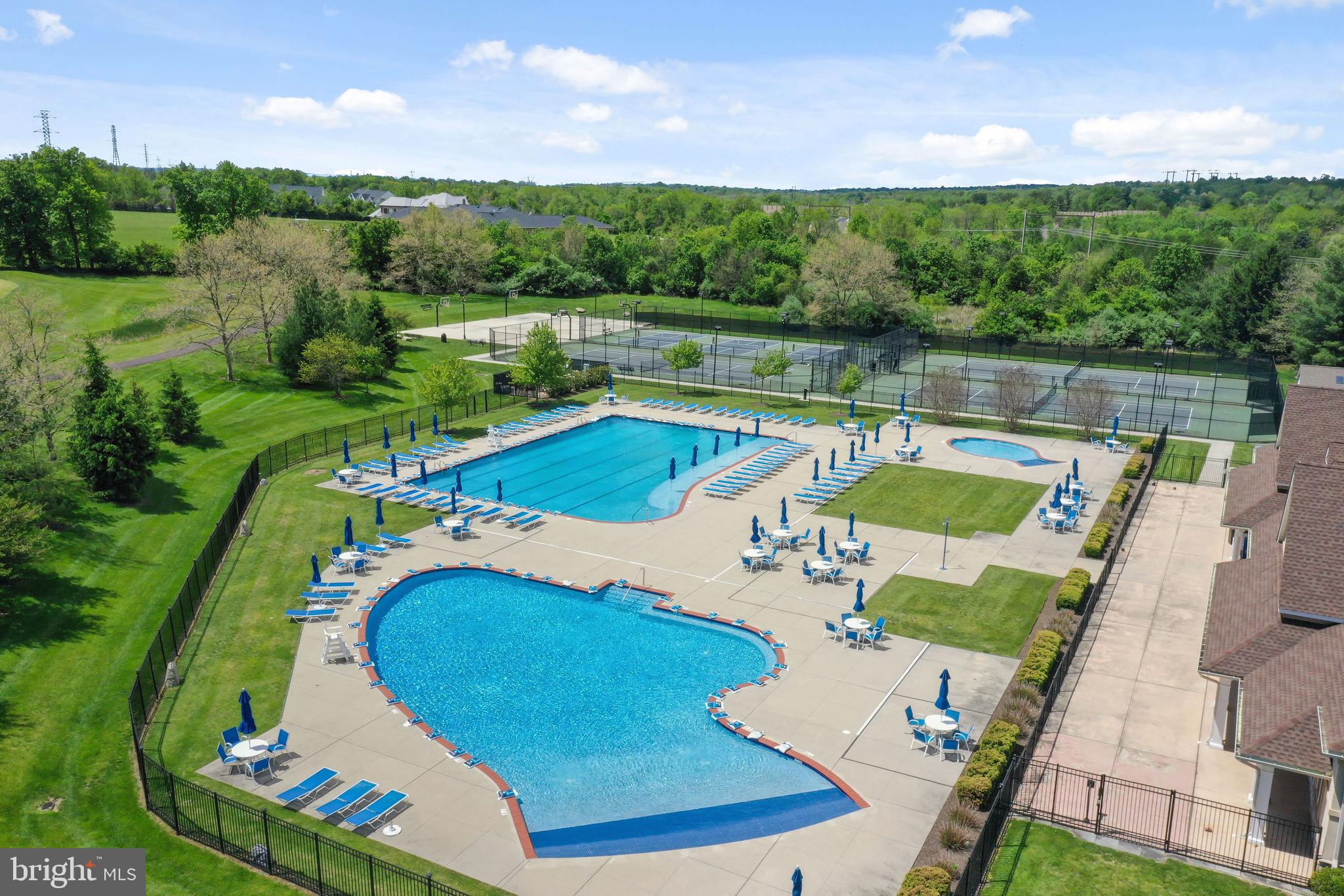 BLUE BELL CC - Residential