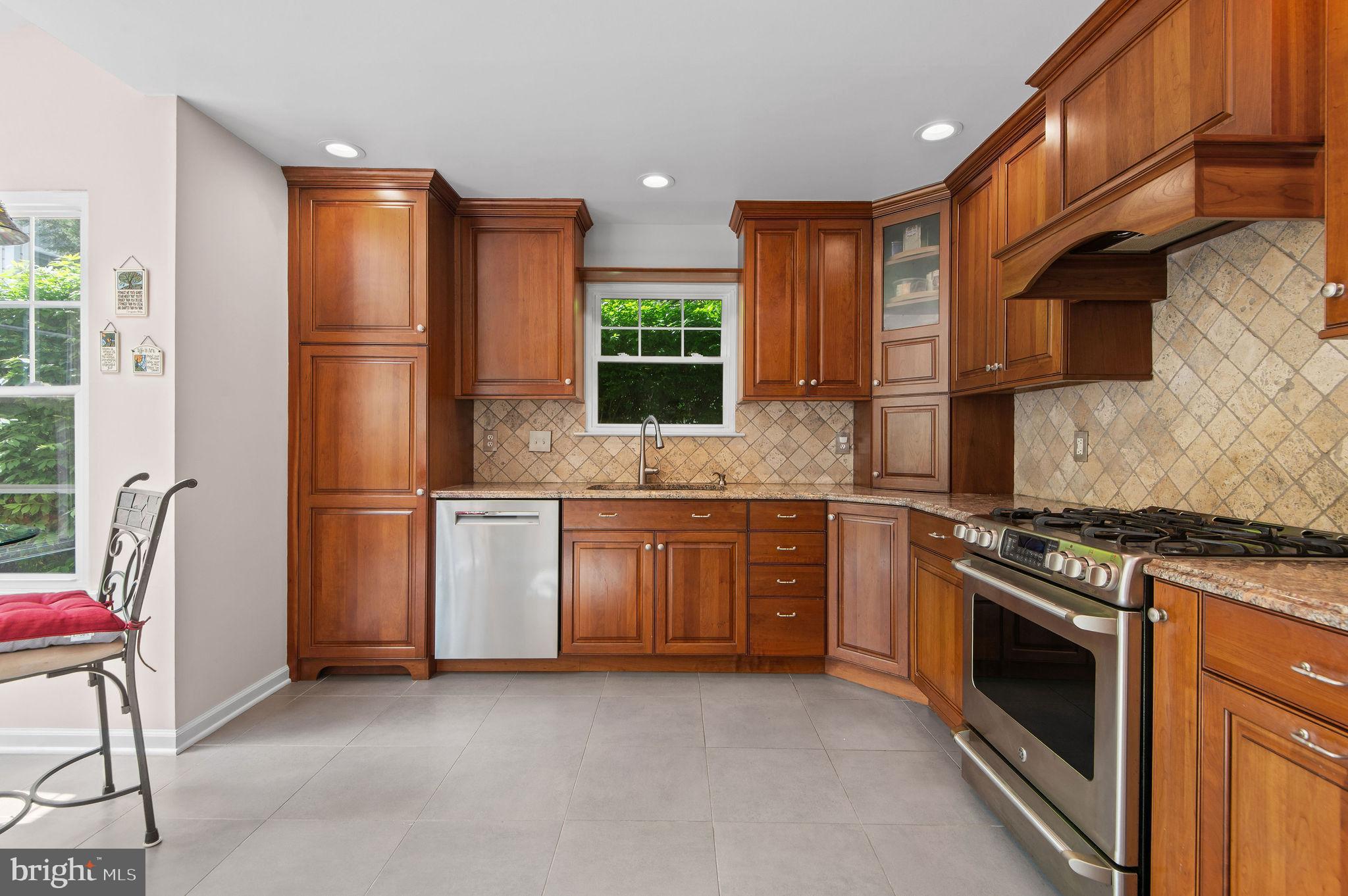BLUE BELL CC - Residential