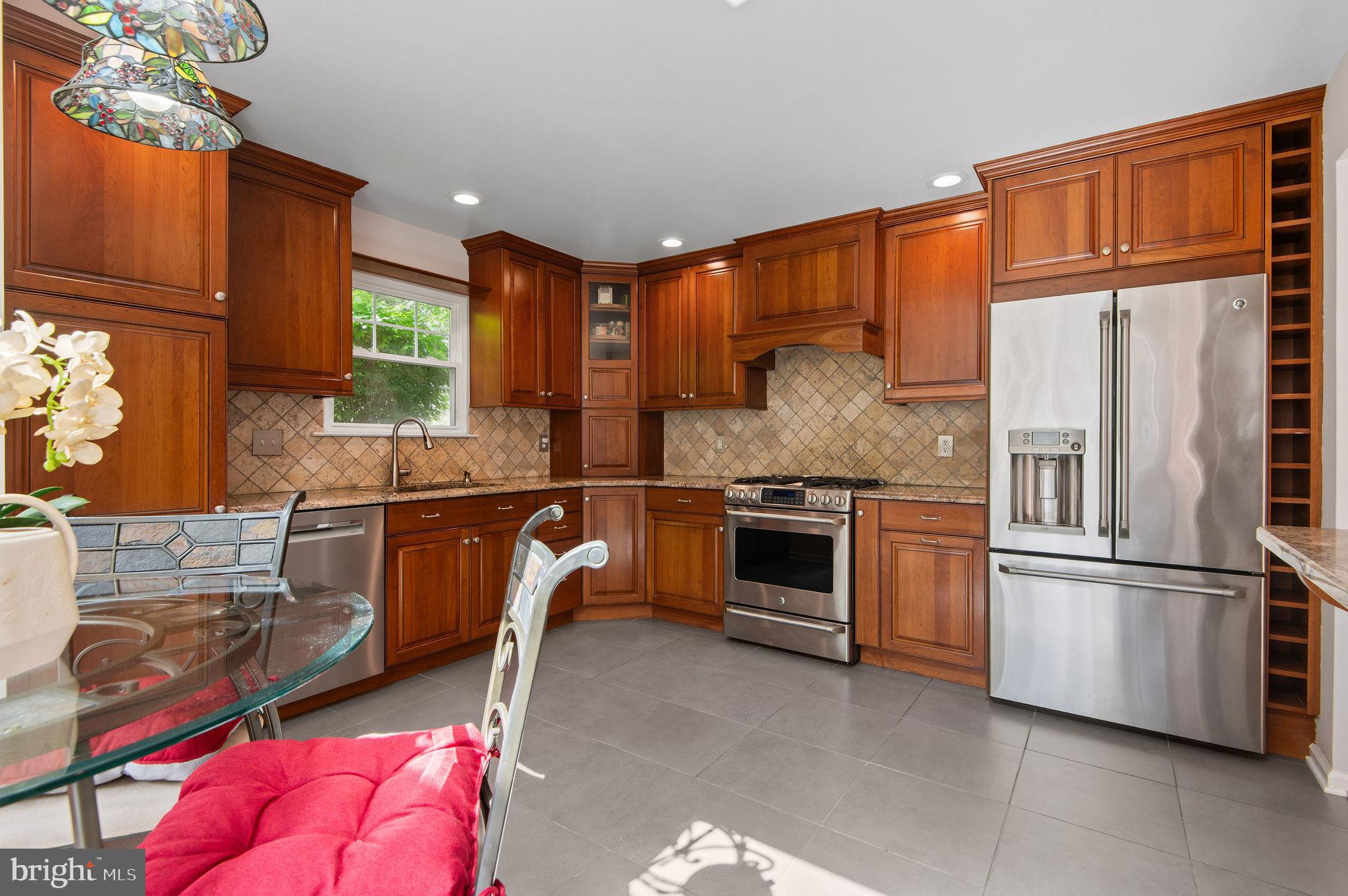 BLUE BELL CC - Residential