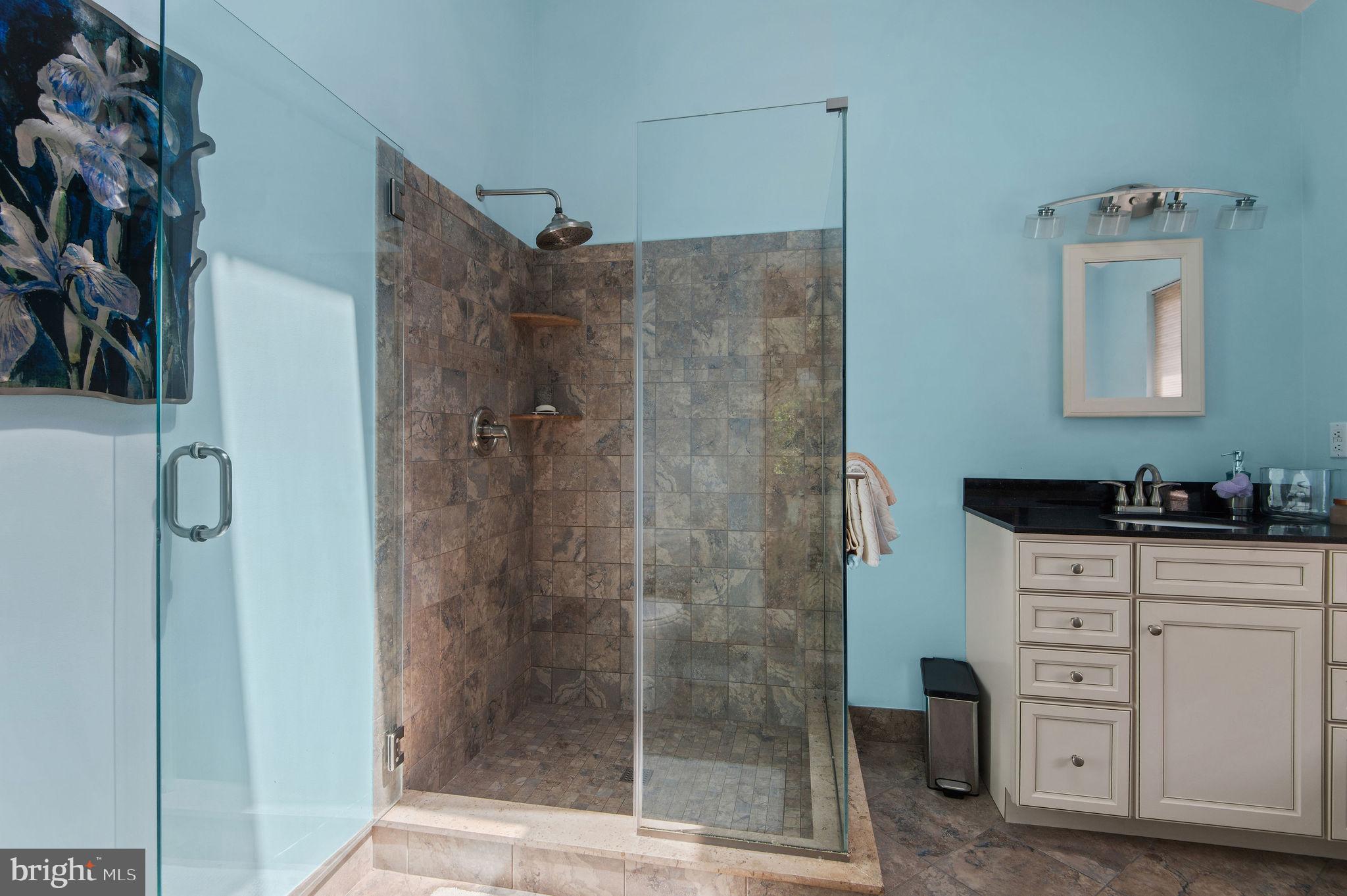 BLUE BELL CC - Residential