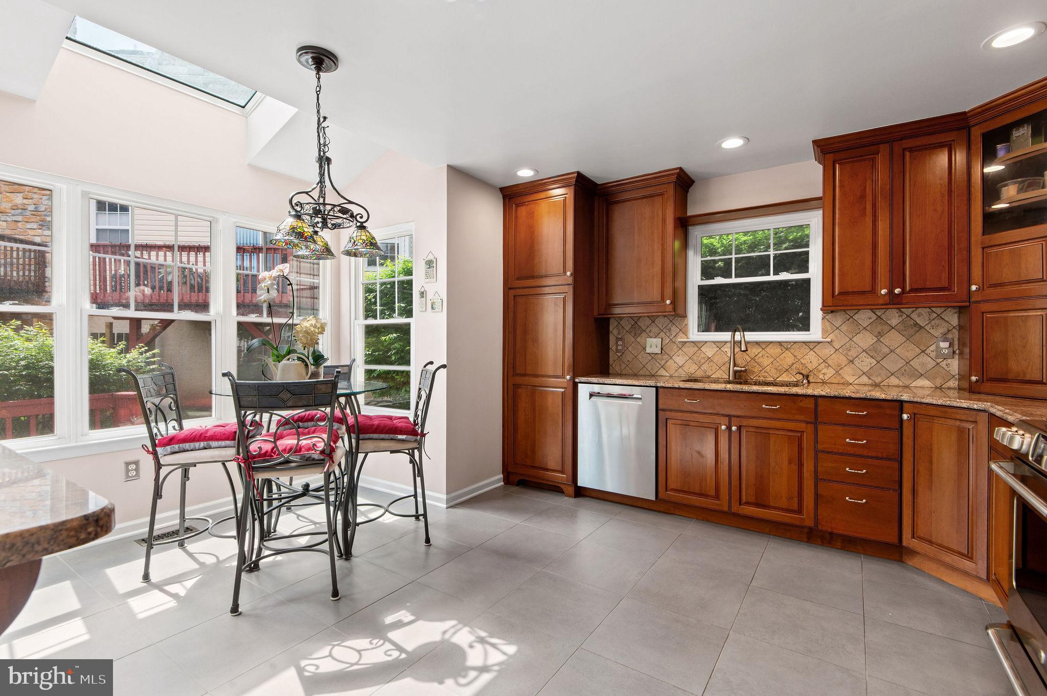 BLUE BELL CC - Residential