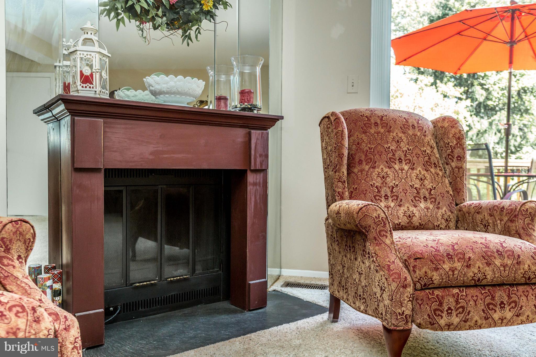 SEVEN COURTS - Residential