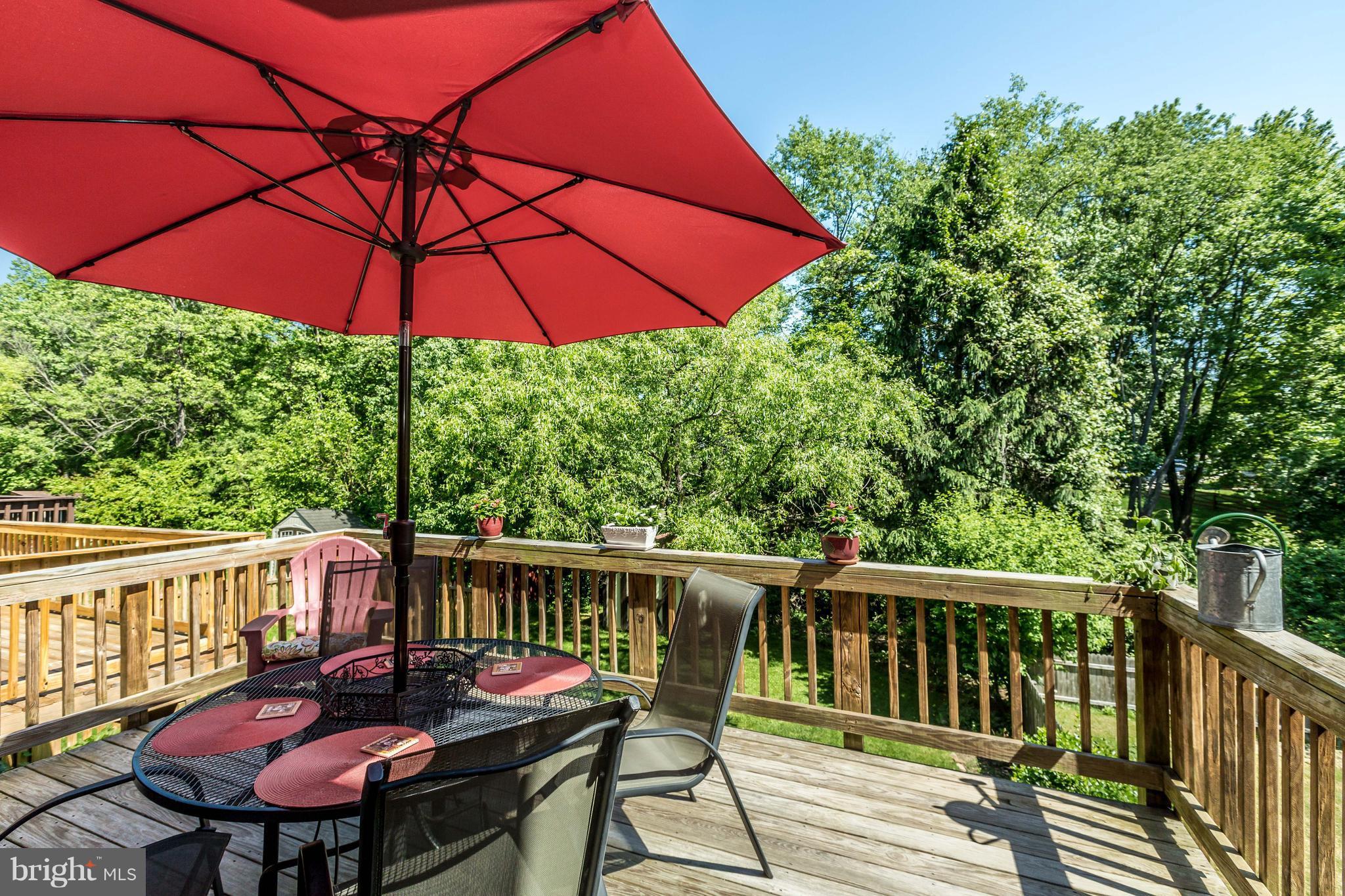 SEVEN COURTS - Residential