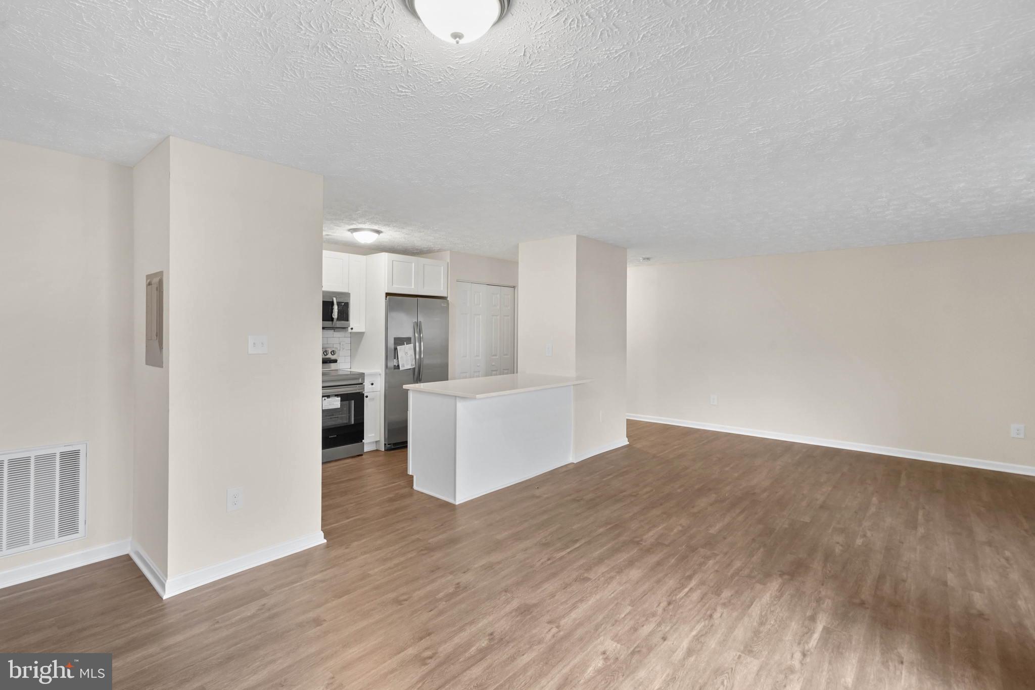 OLD FARM STATION - Residential