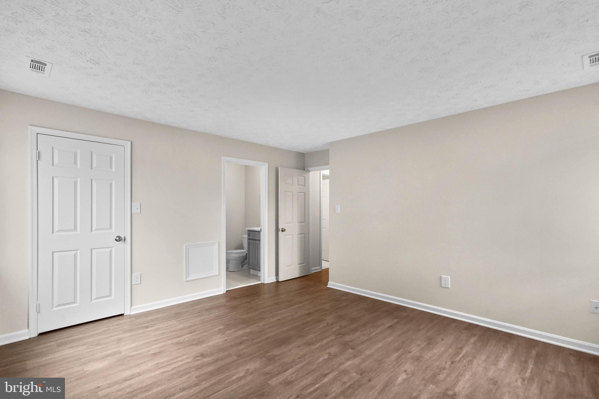 OLD FARM STATION - Residential