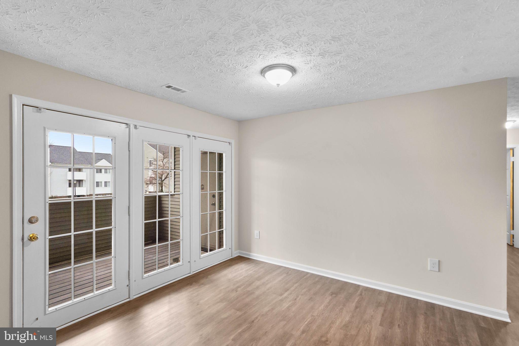 OLD FARM STATION - Residential