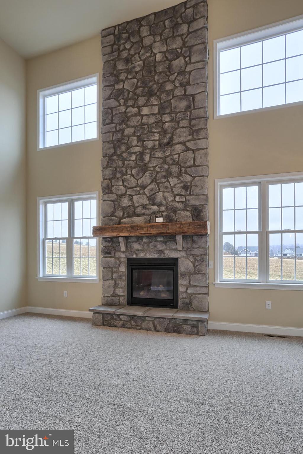 THE ESTATES AT HEARTHSIDE - Residential