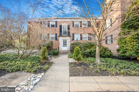 Condo For Rent - 5007 10th Street #2<br/> ARLINGTON, VA 22204
