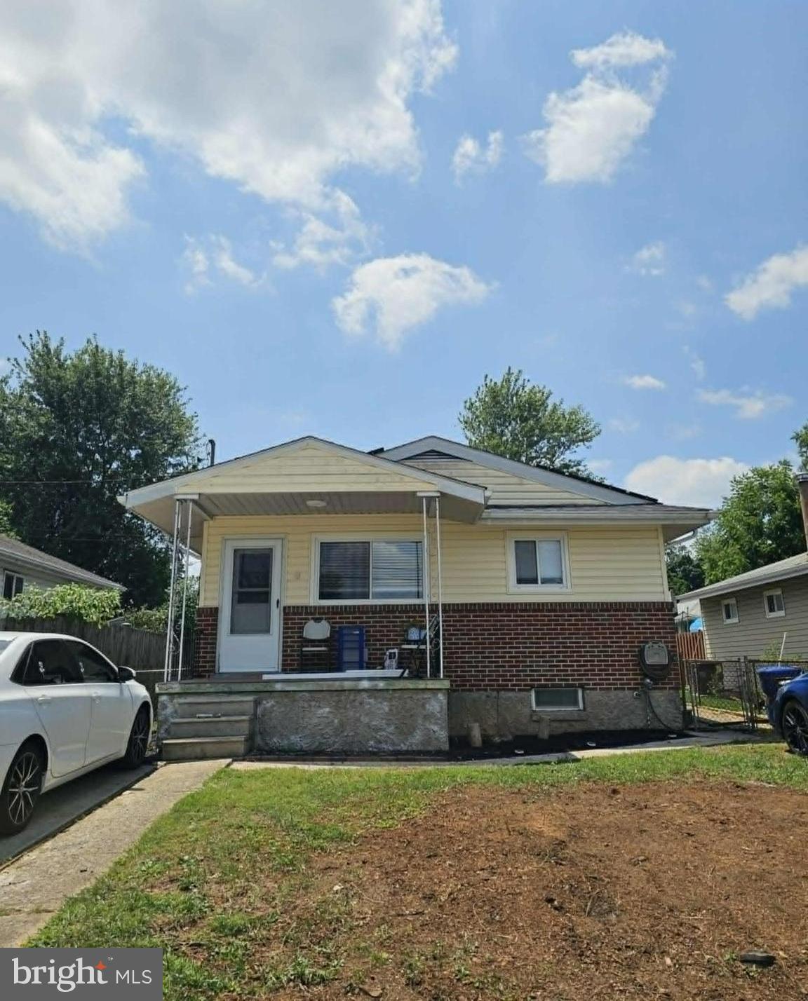 CATONSVILLE MANOR - Residential