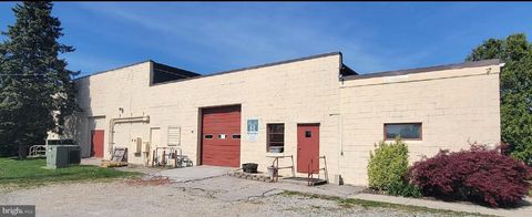 295 4TH MCSHERRYSTOWN PA 17344