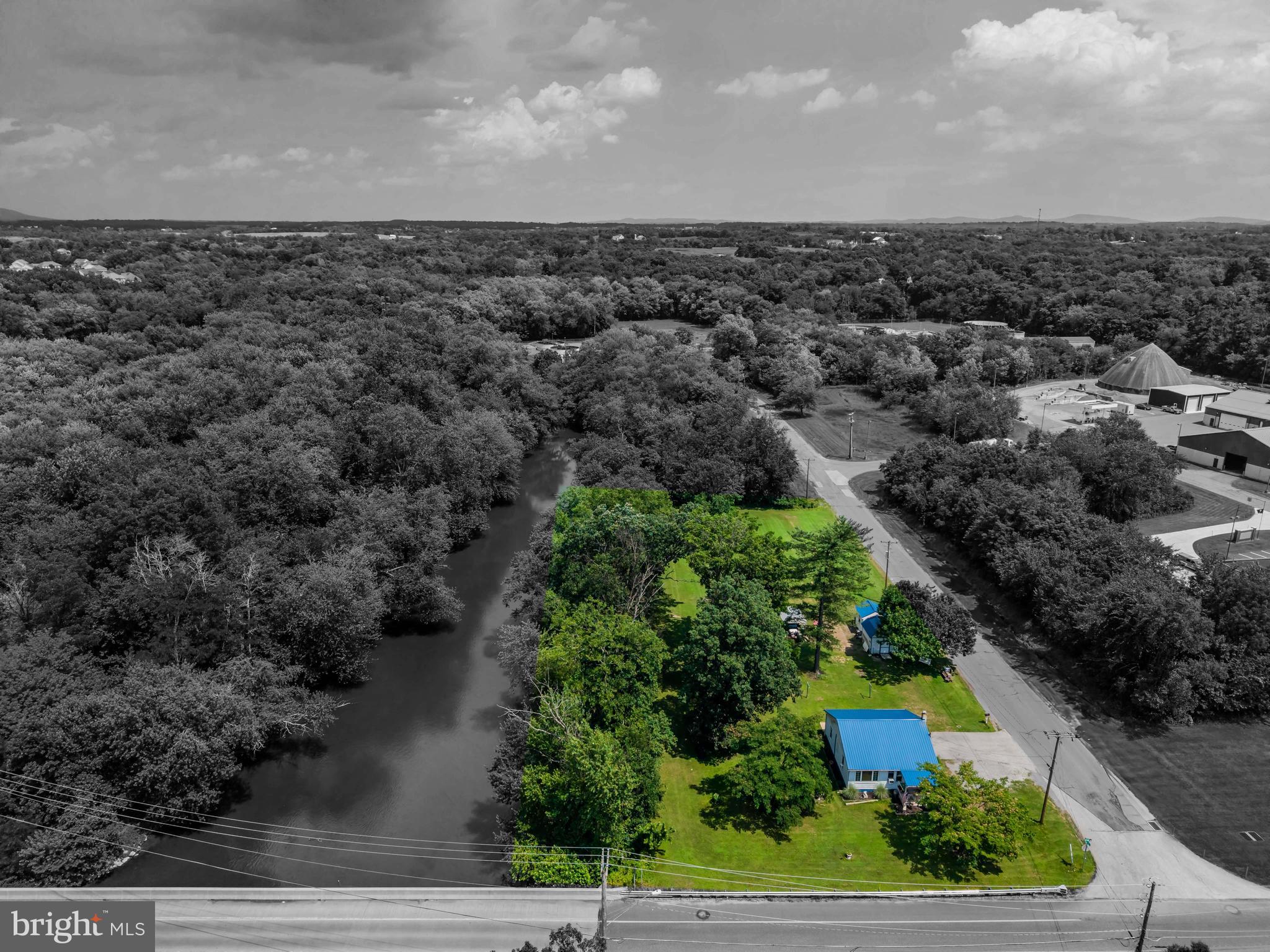 2069 SPRING ROAD