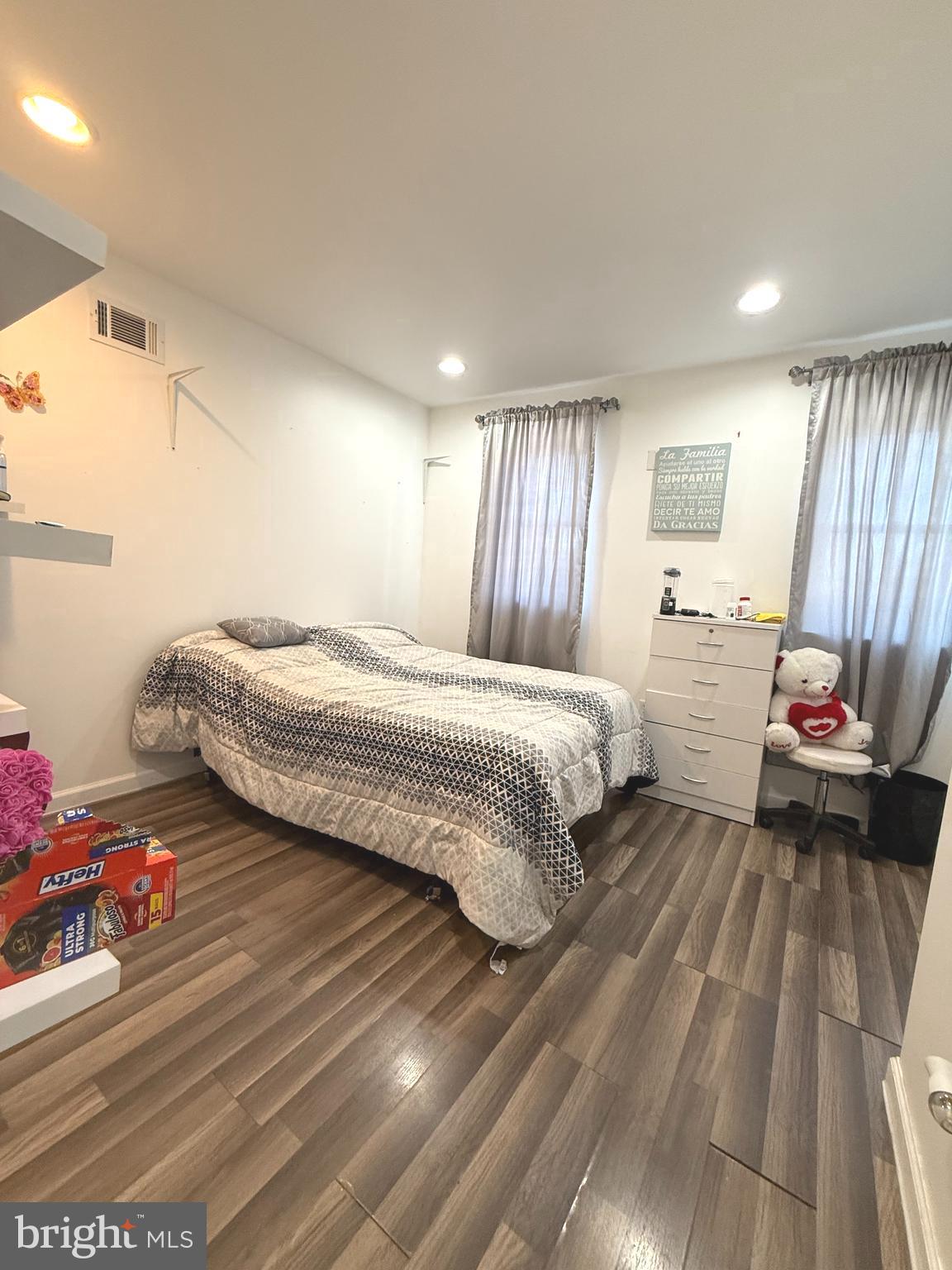 MANTUA - Residential