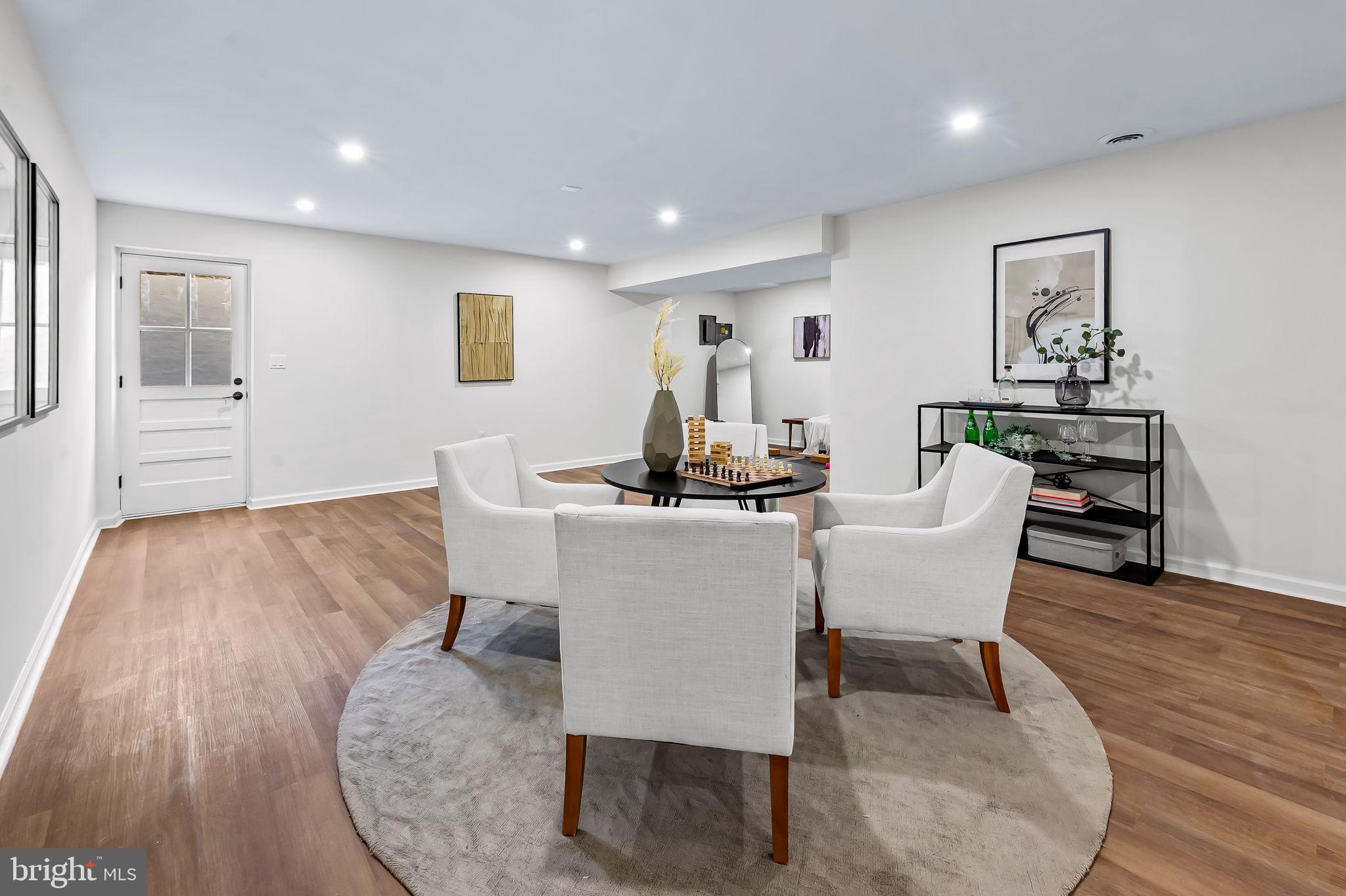 GLEN ELYN - Residential