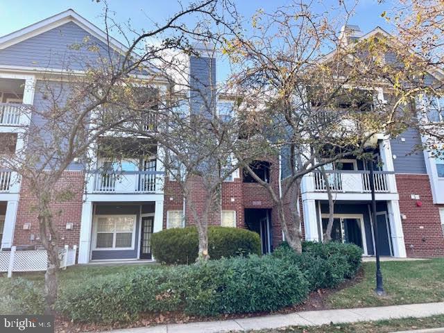 S.GLEN AT UNIVERSITY CTR - Residential Lease