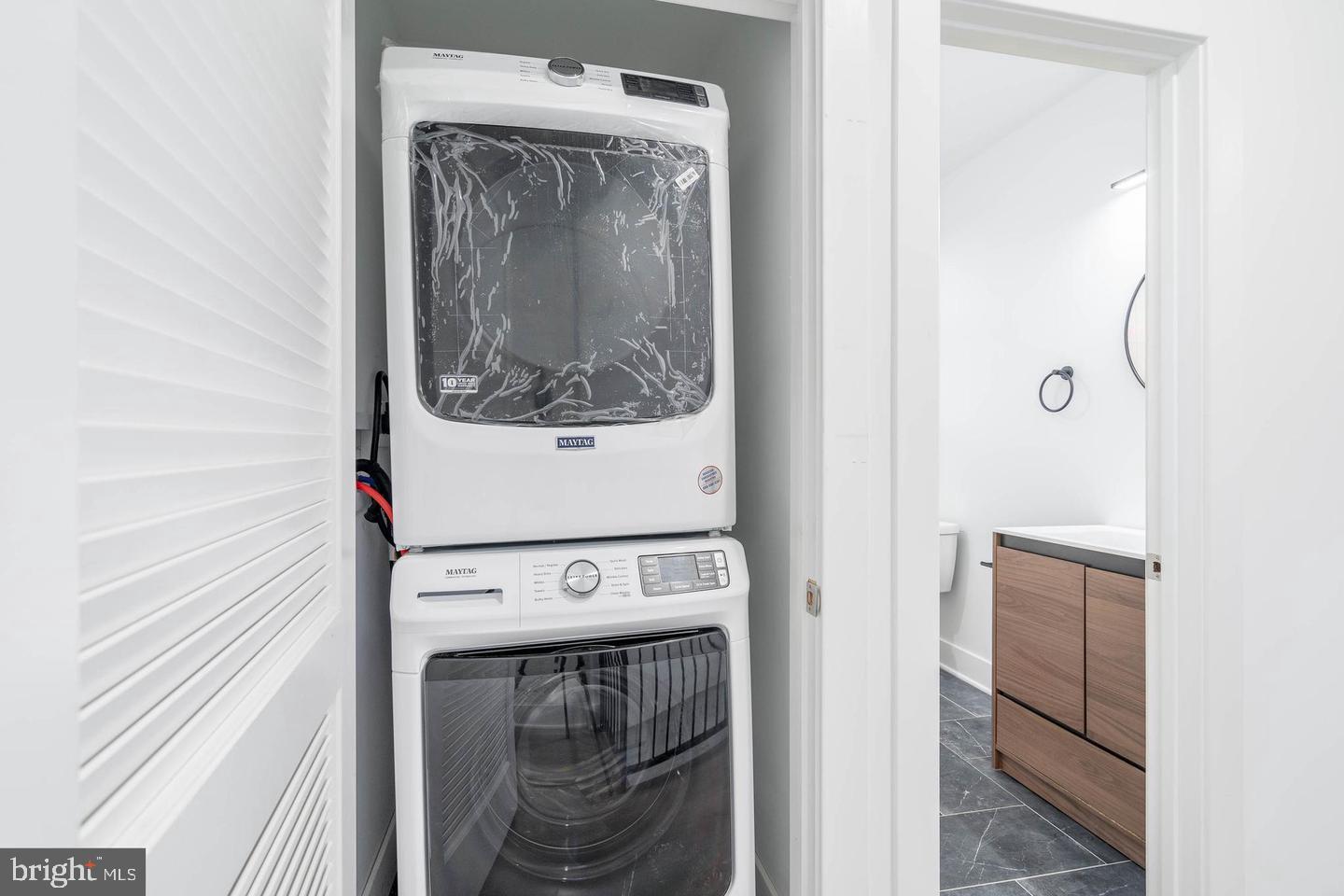 PASSYUNK SQUARE - Residential Lease