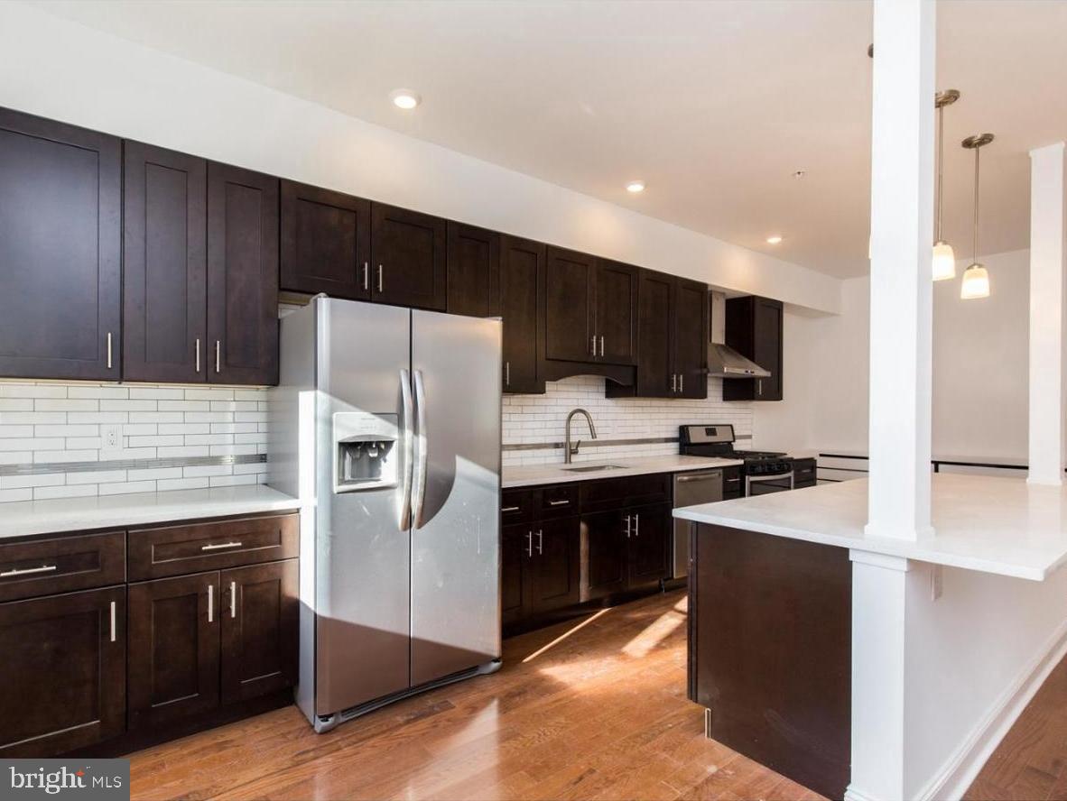 MANAYUNK - Residential Income