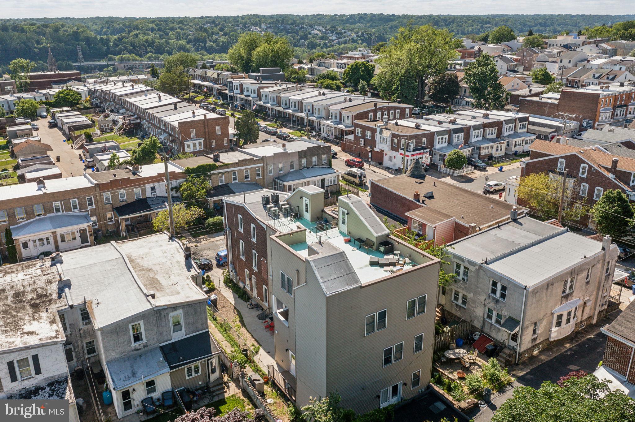 MANAYUNK - Residential Income