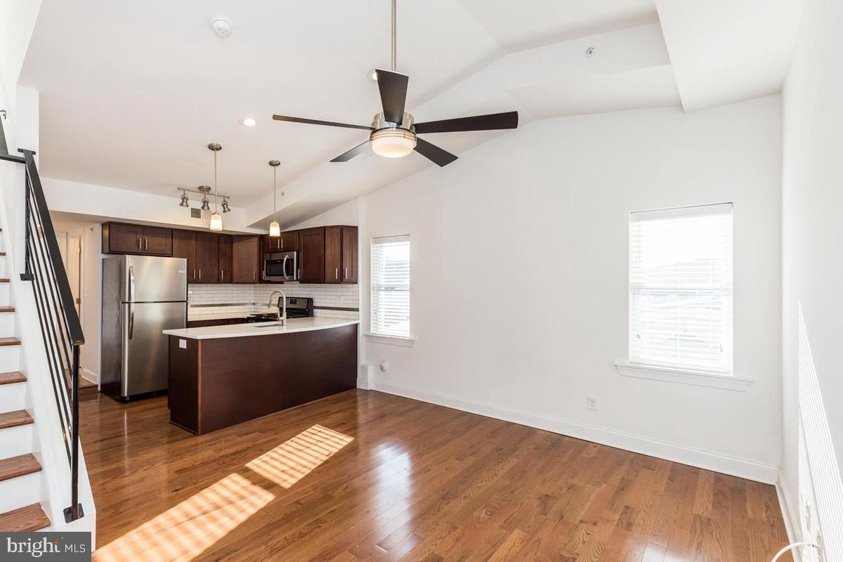 MANAYUNK - Residential Income