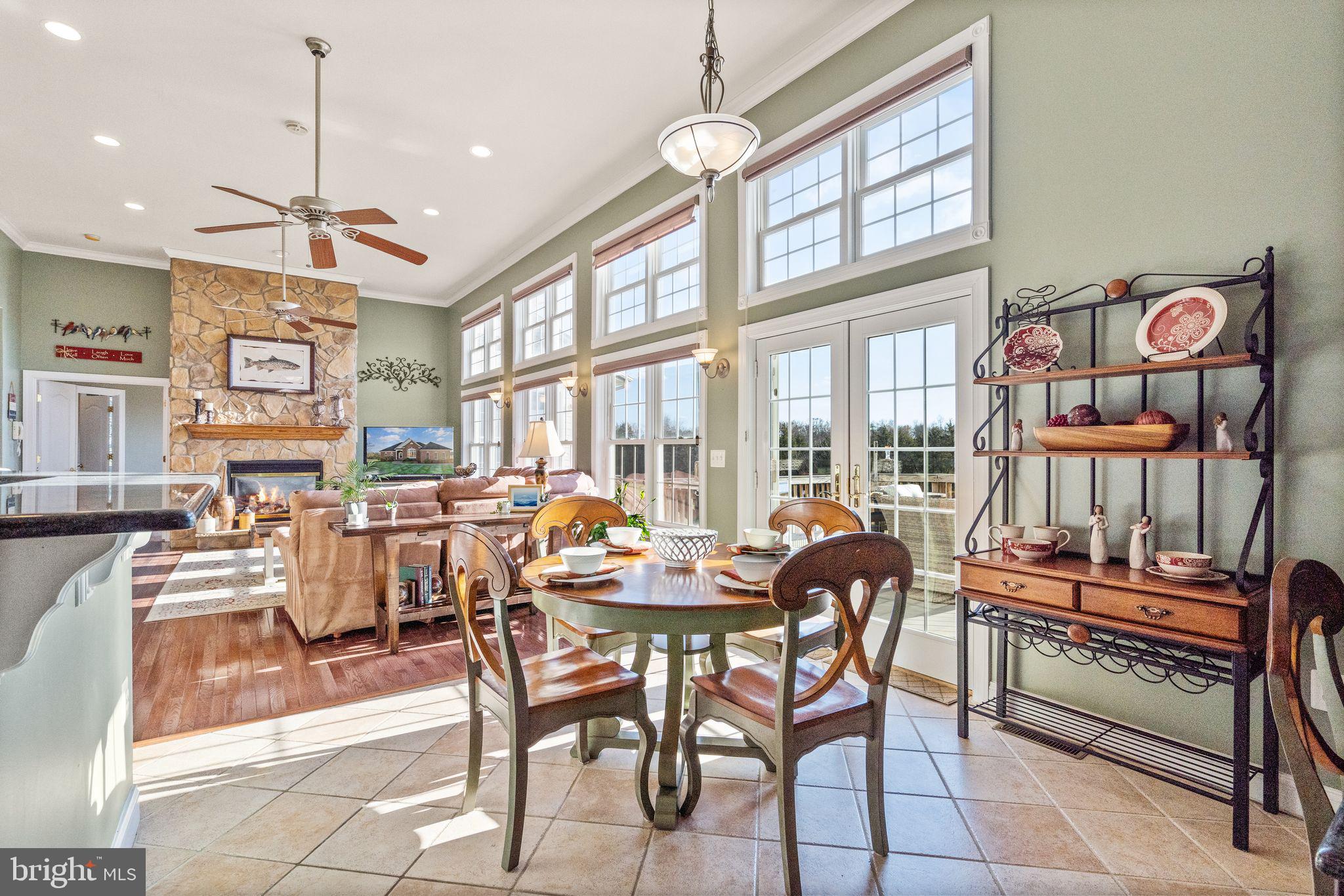 GREENWICH - Residential