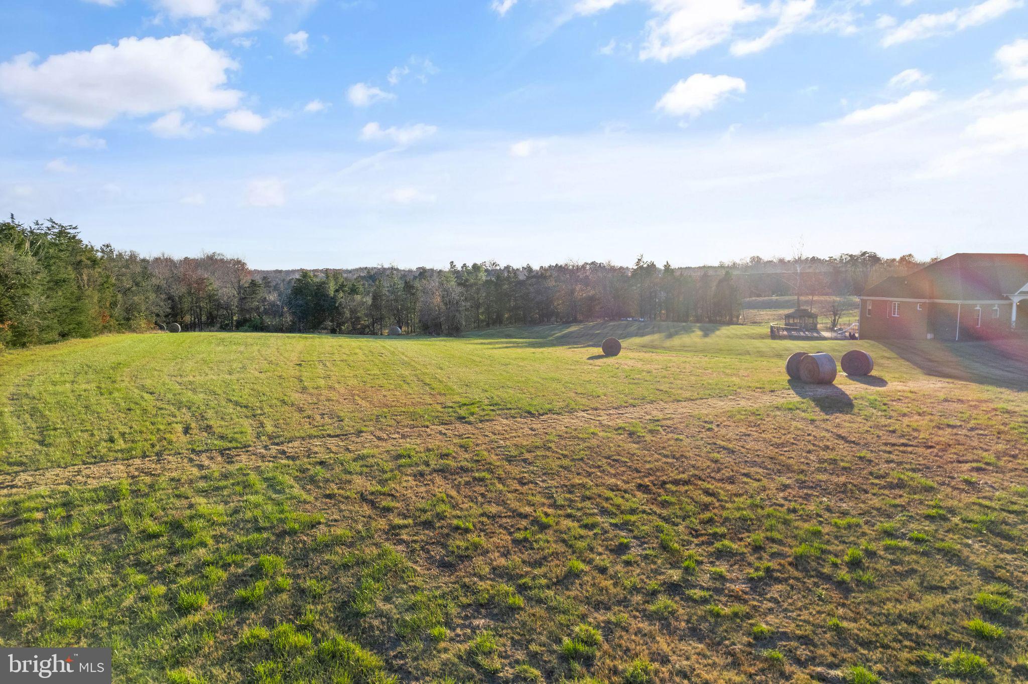 GREENWICH - Residential