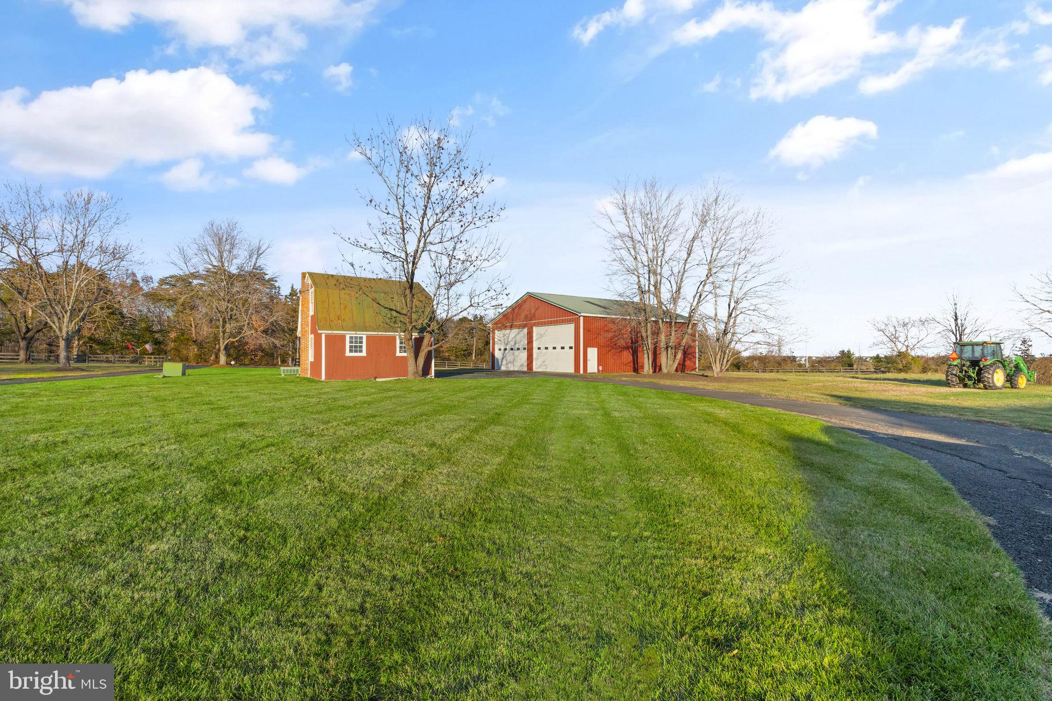 GREENWICH - Residential