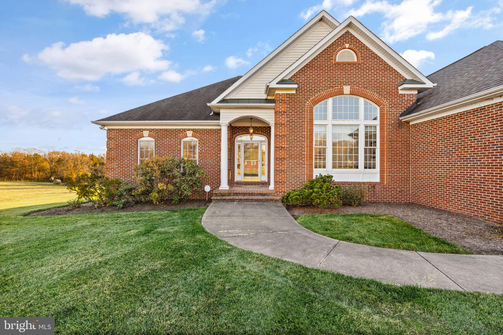 GREENWICH - Residential