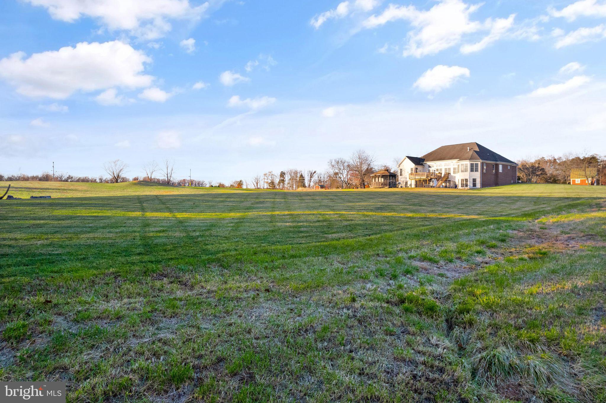 GREENWICH - Residential