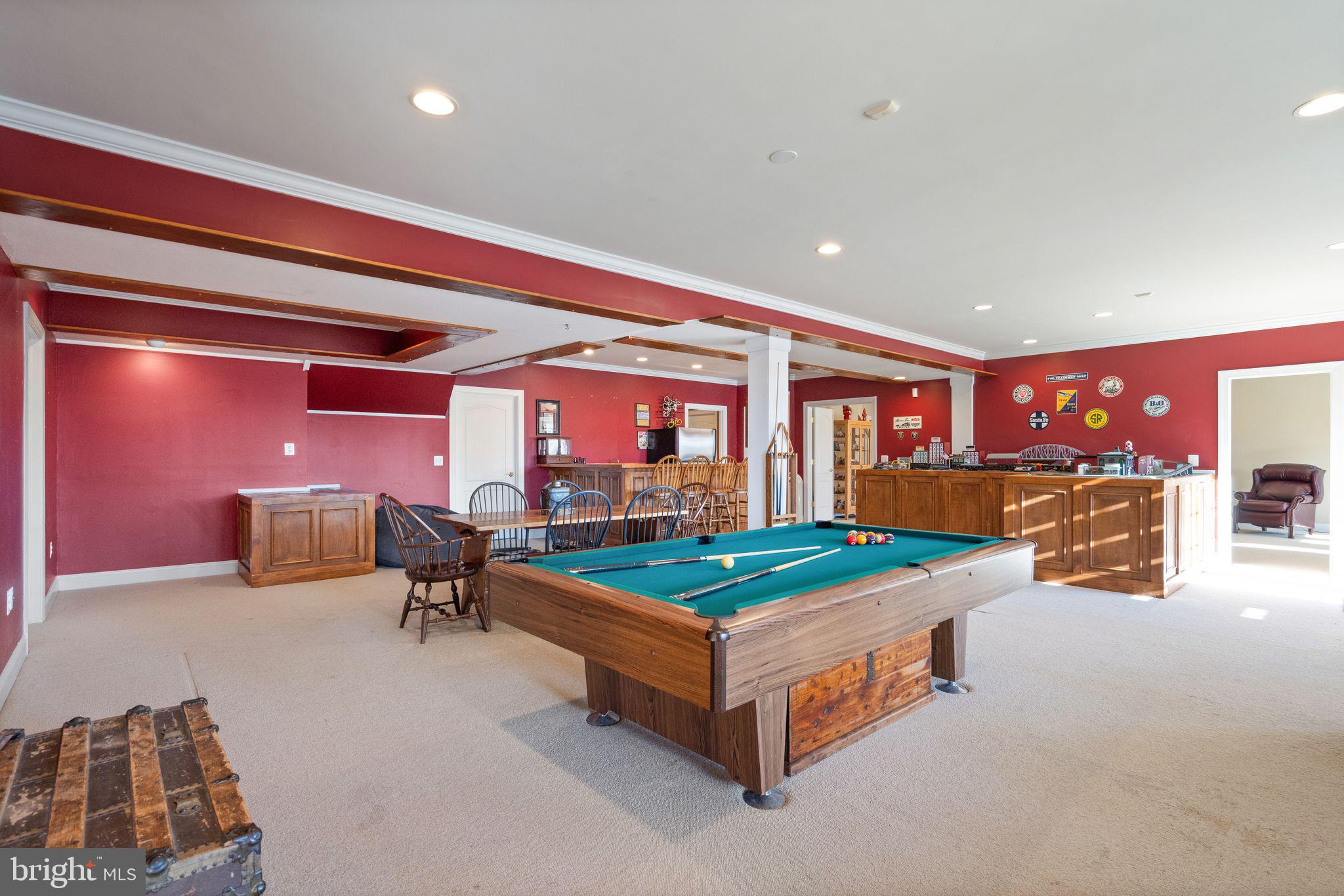 GREENWICH - Residential