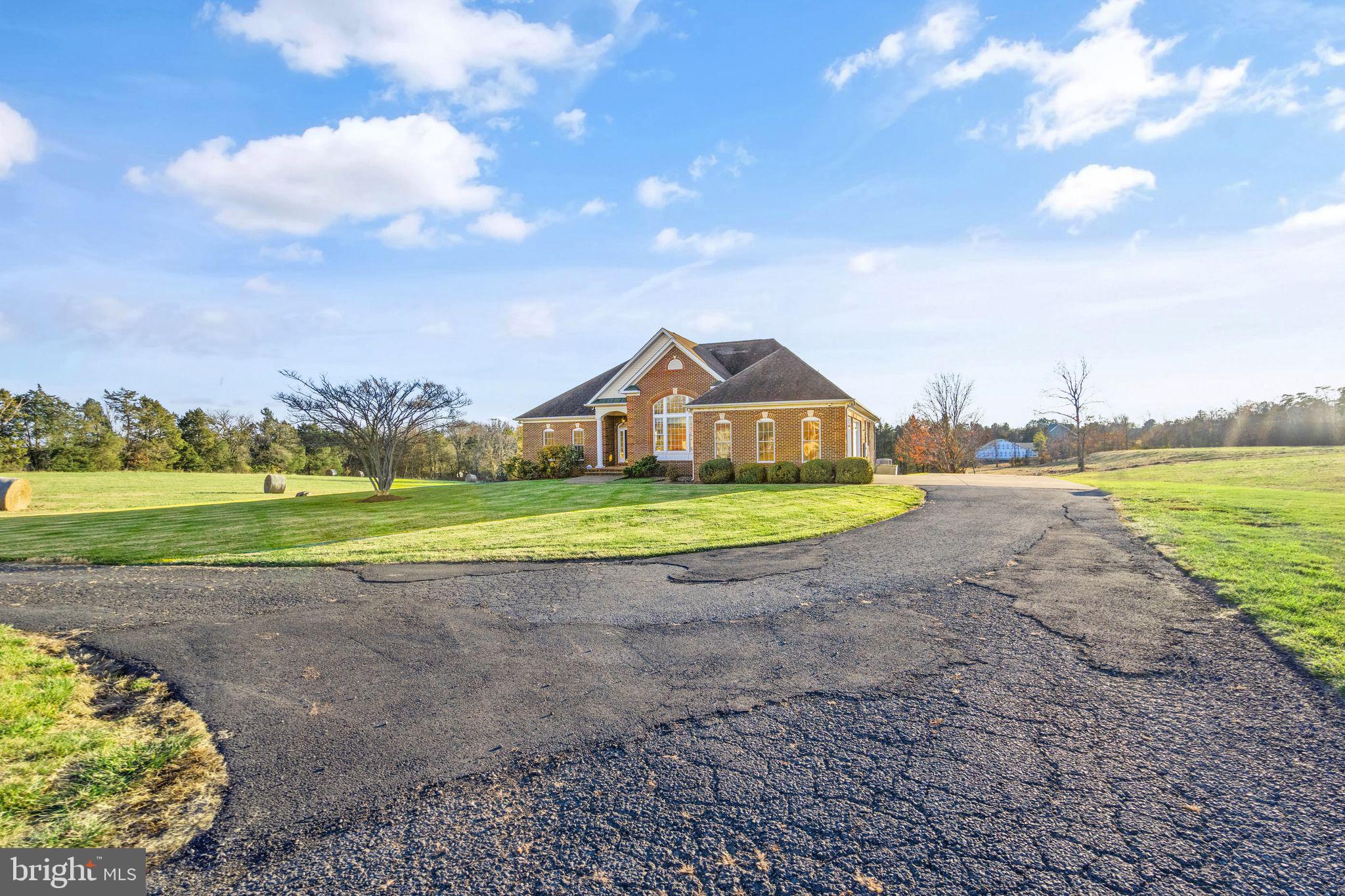 GREENWICH - Residential