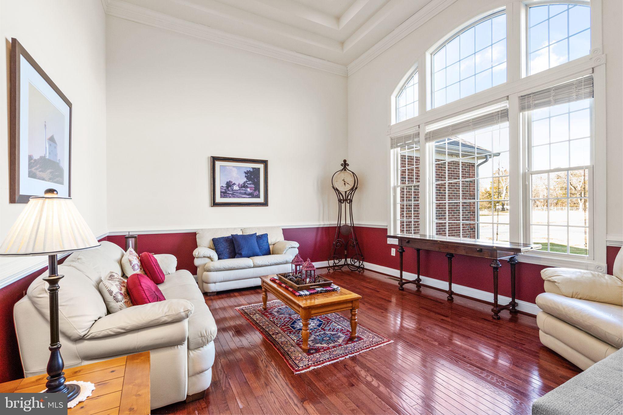 GREENWICH - Residential