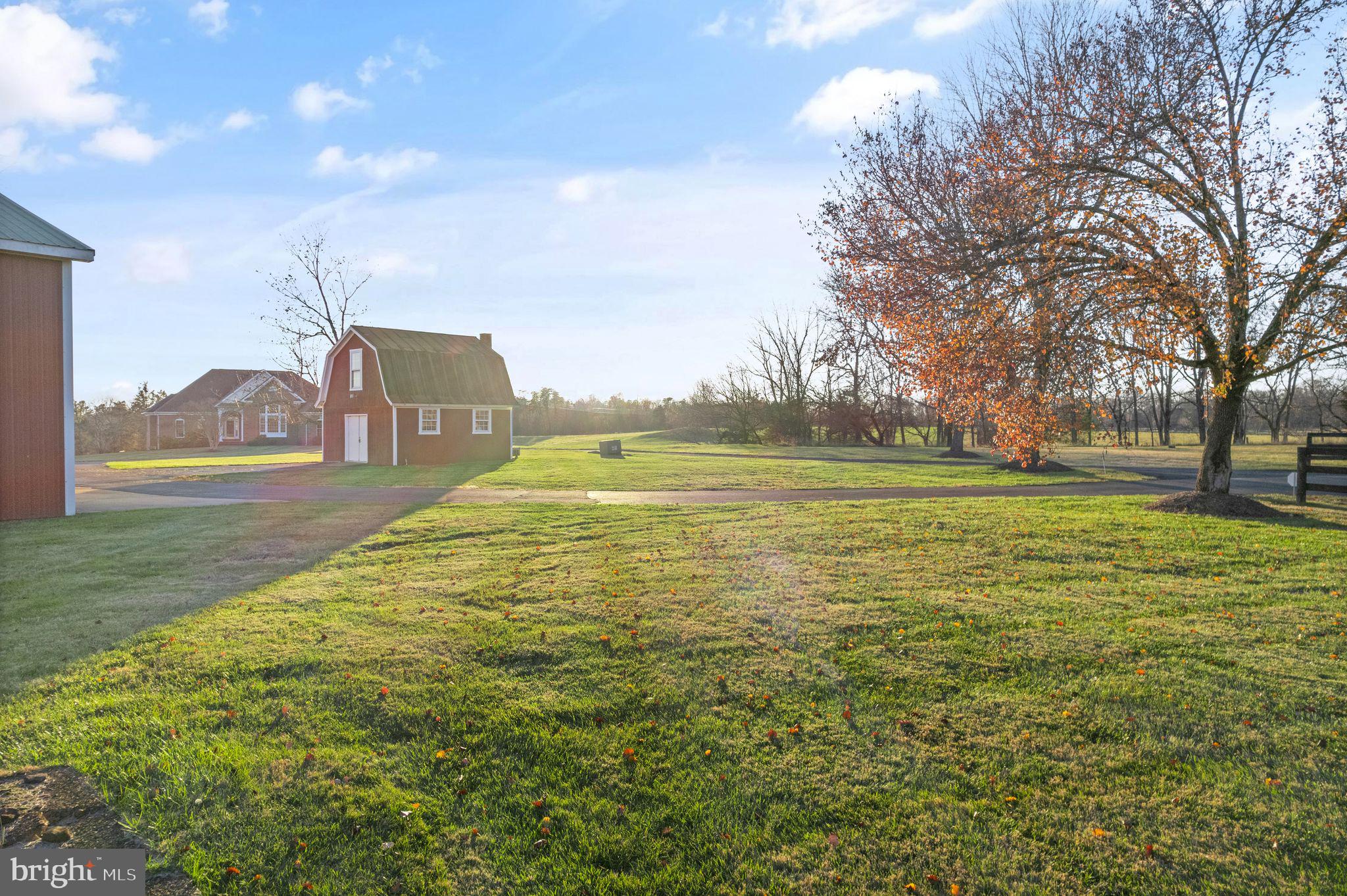 GREENWICH - Residential