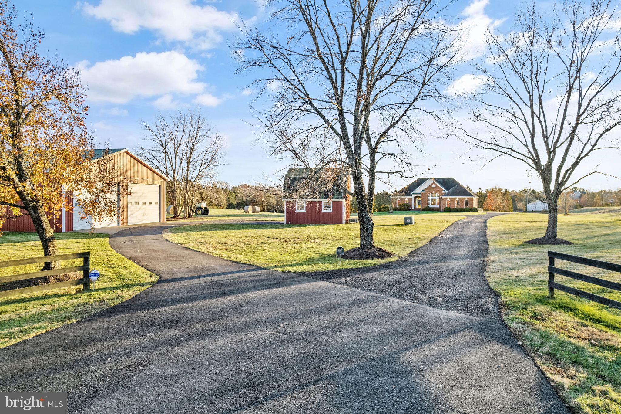 GREENWICH - Residential