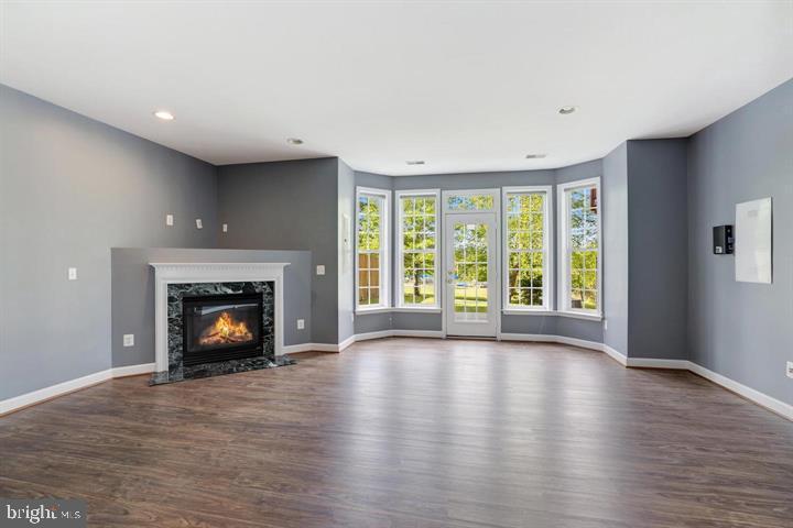 LANSDOWNE ON THE POTOMAC - Residential Lease