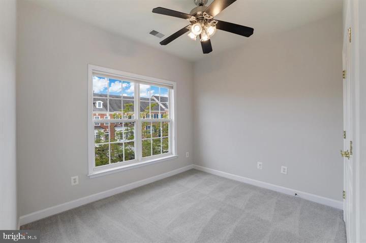 LANSDOWNE ON THE POTOMAC - Residential Lease