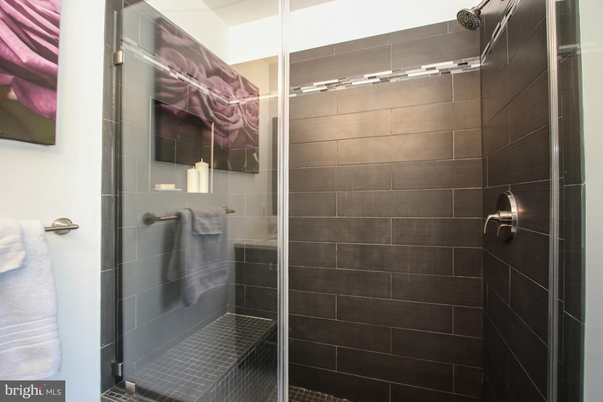 FOREST PARK - Residential