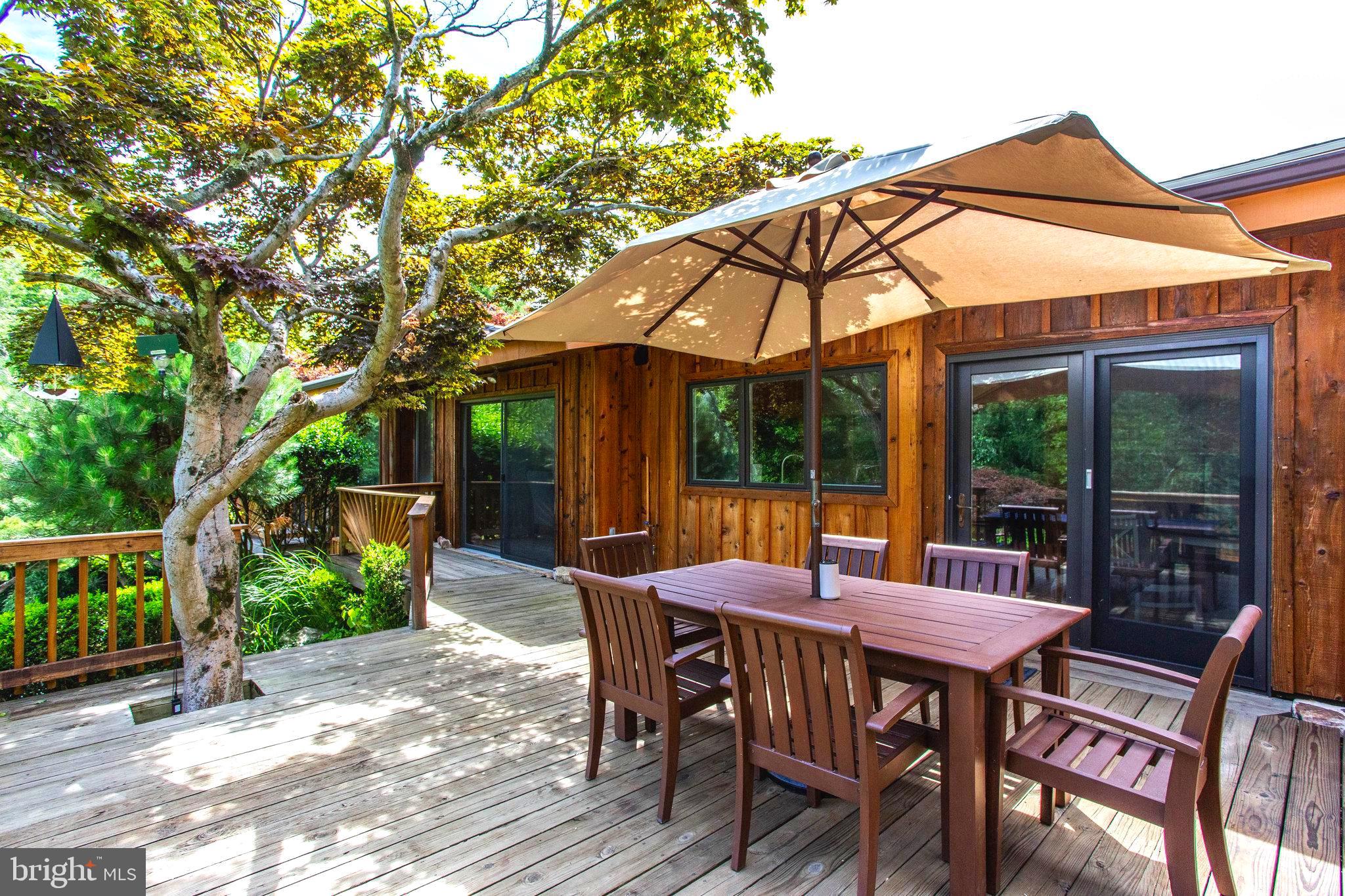 ROLLING MEADOWS - Residential Lease