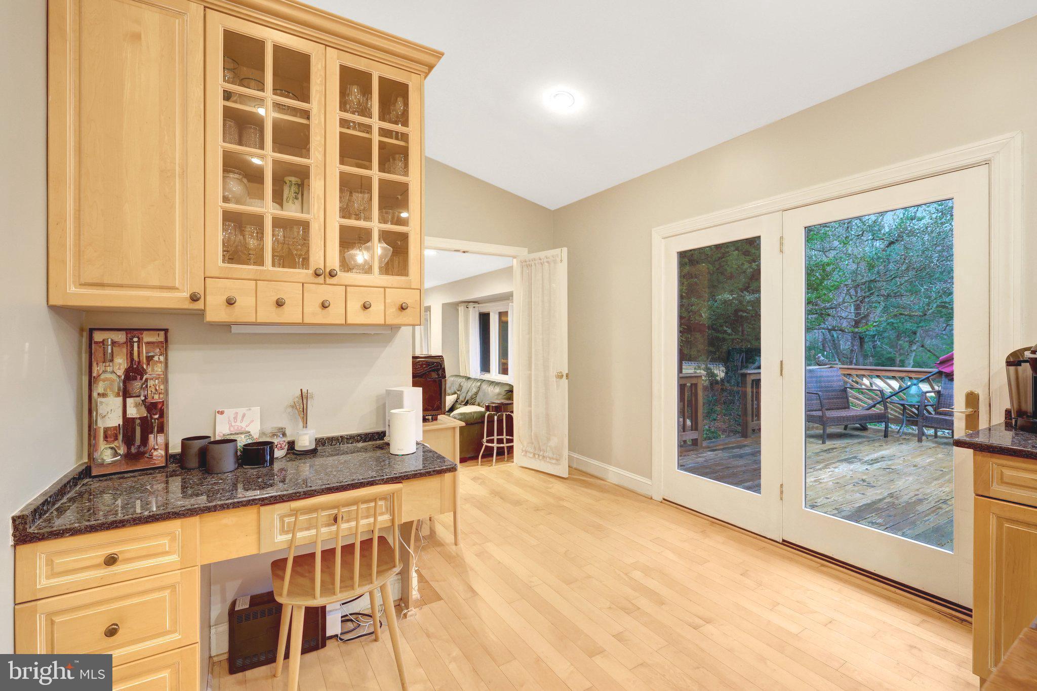 ROLLING MEADOWS - Residential Lease