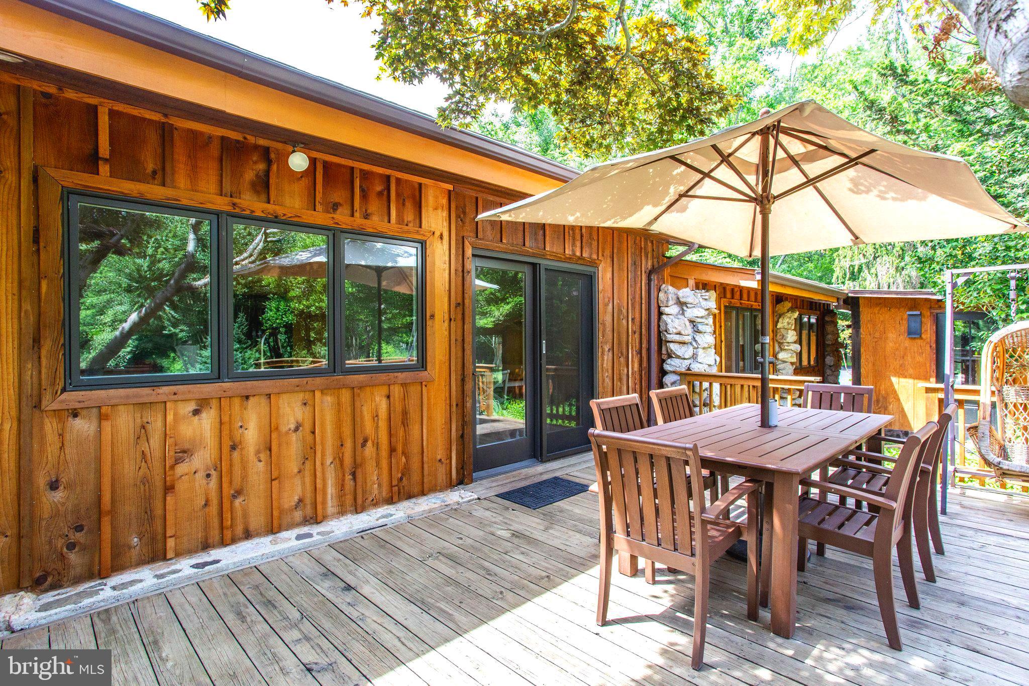 ROLLING MEADOWS - Residential Lease