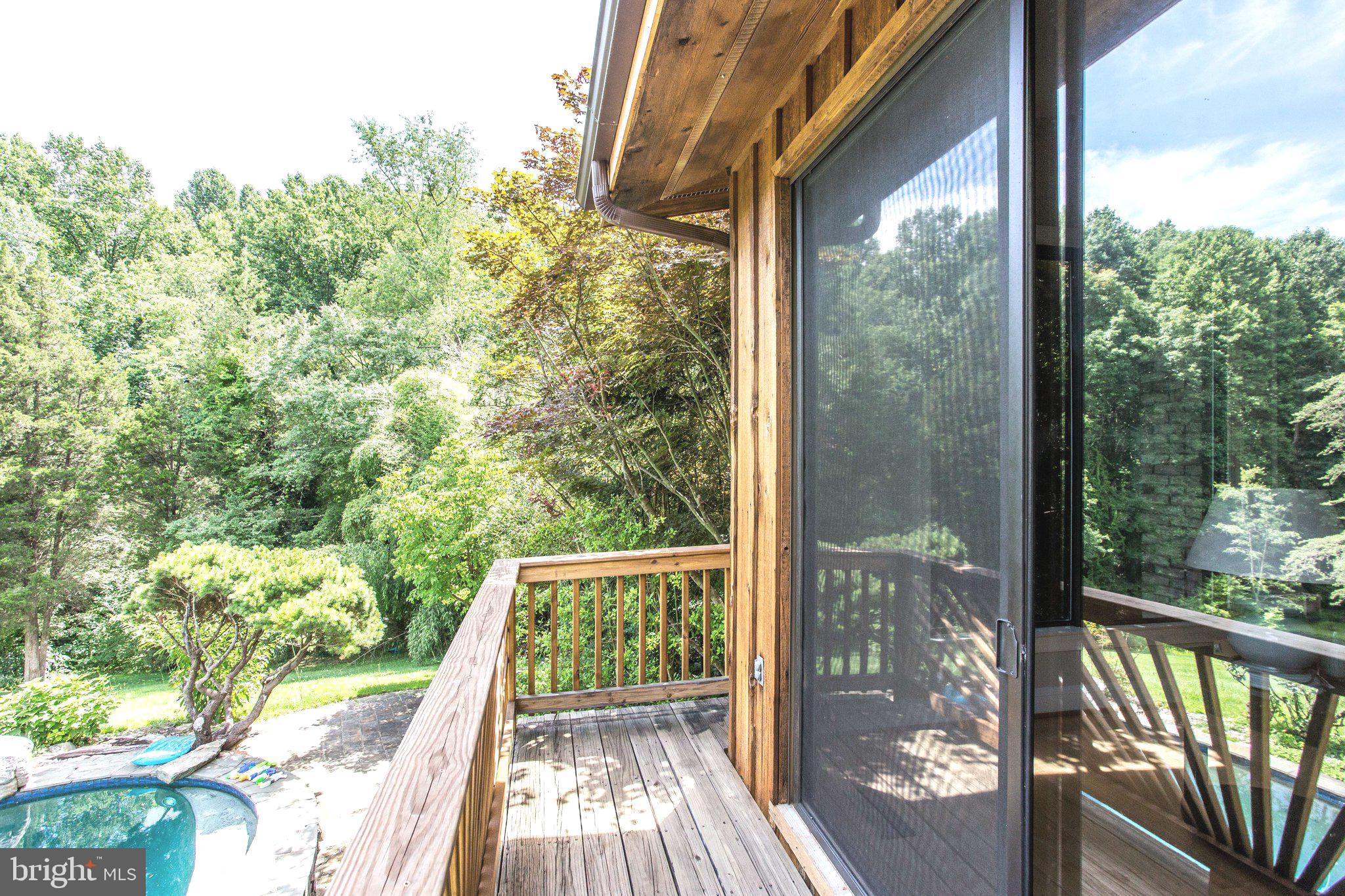 ROLLING MEADOWS - Residential Lease