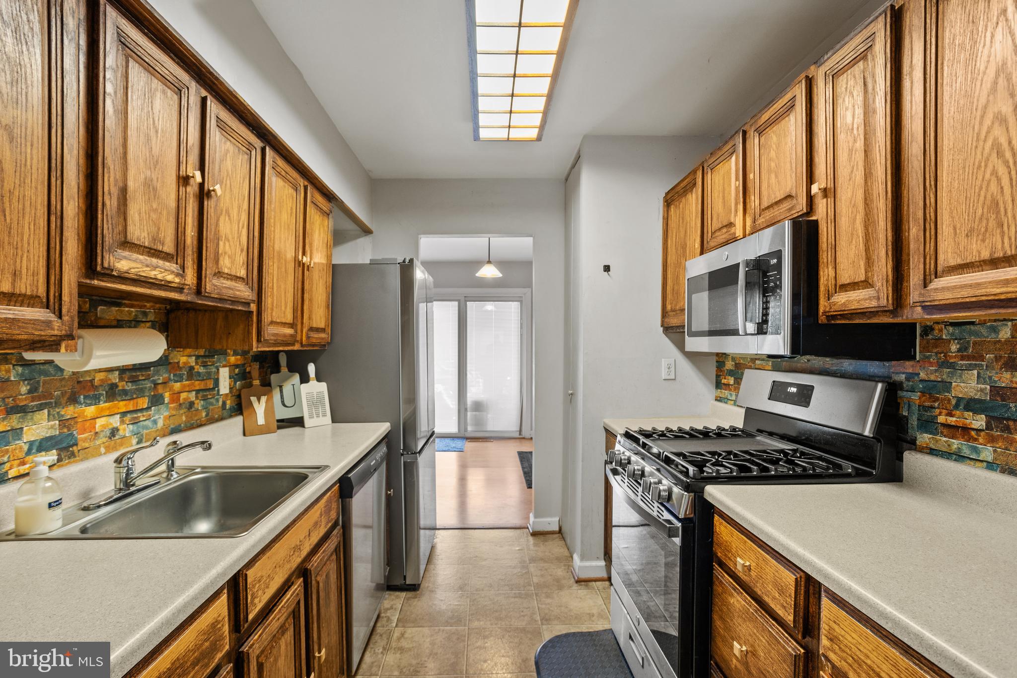 VILLAGE OF OLDE MILL - Residential