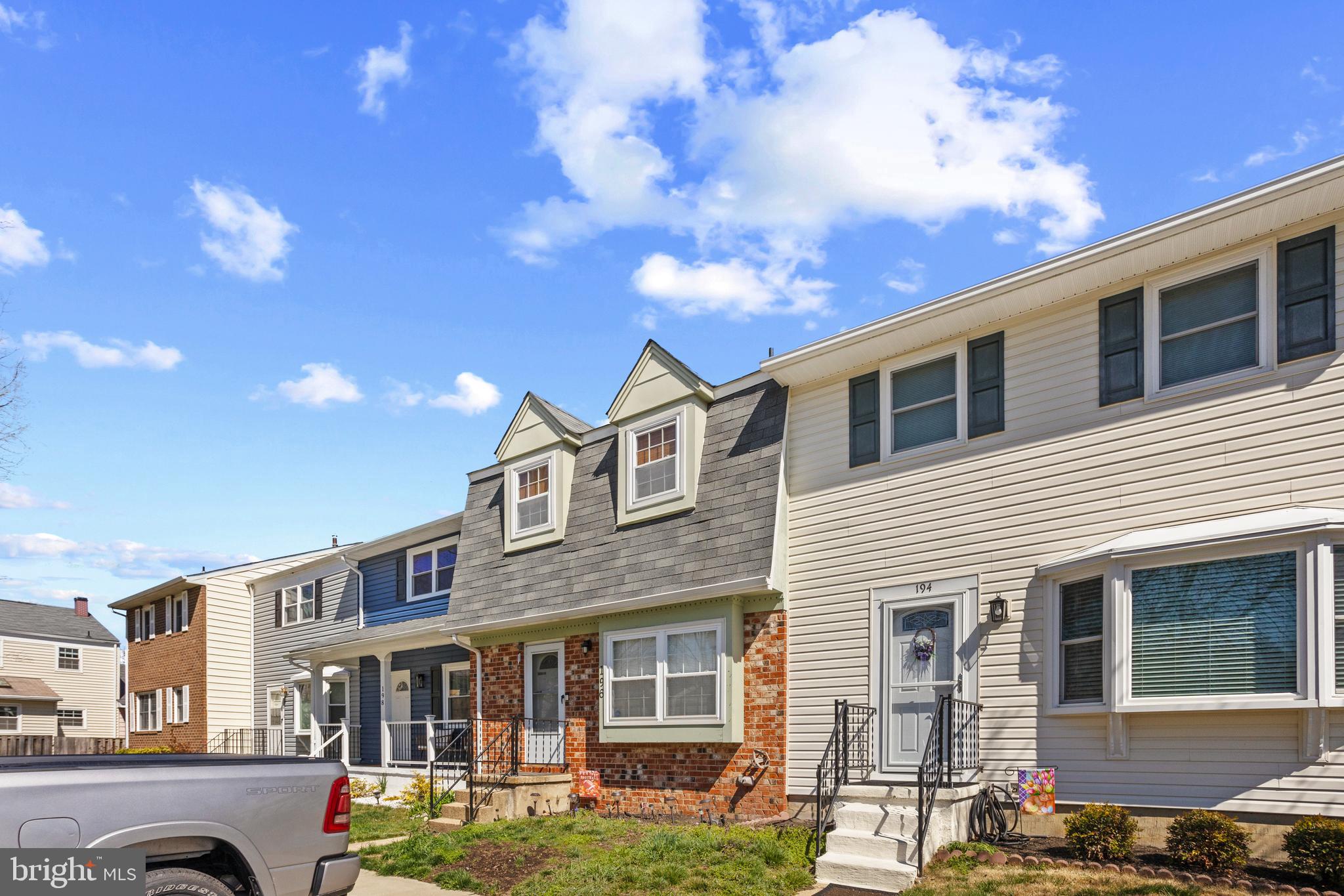 VILLAGE OF OLDE MILL - Residential