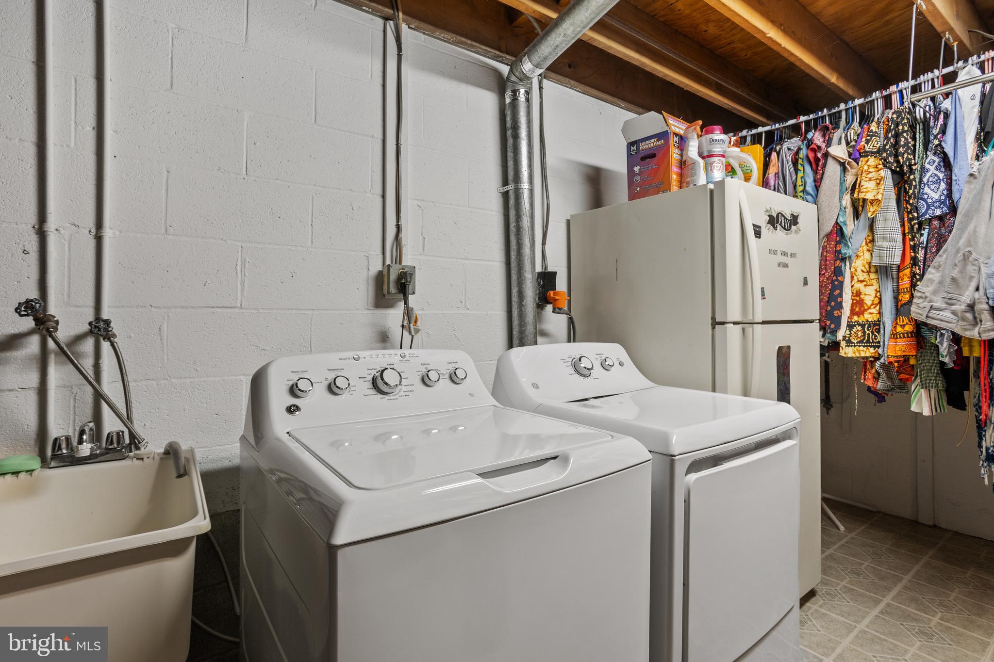 VILLAGE OF OLDE MILL - Residential