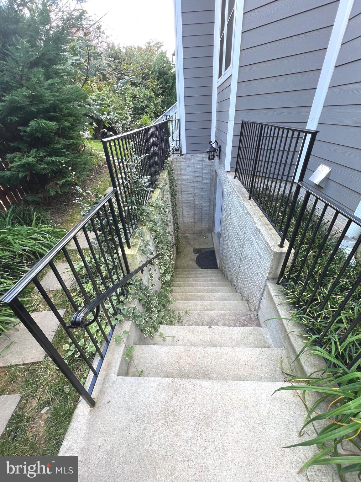 GEORGIA NEWMAN - Residential Lease