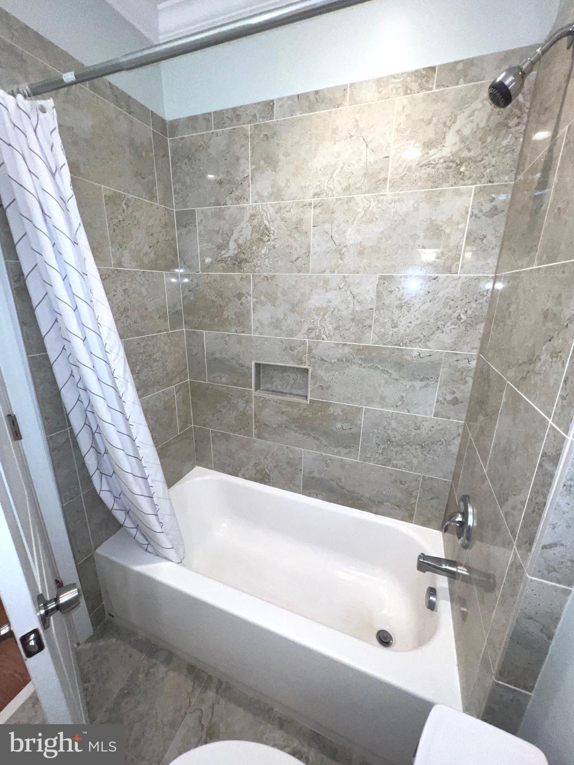 GEORGIA NEWMAN - Residential Lease